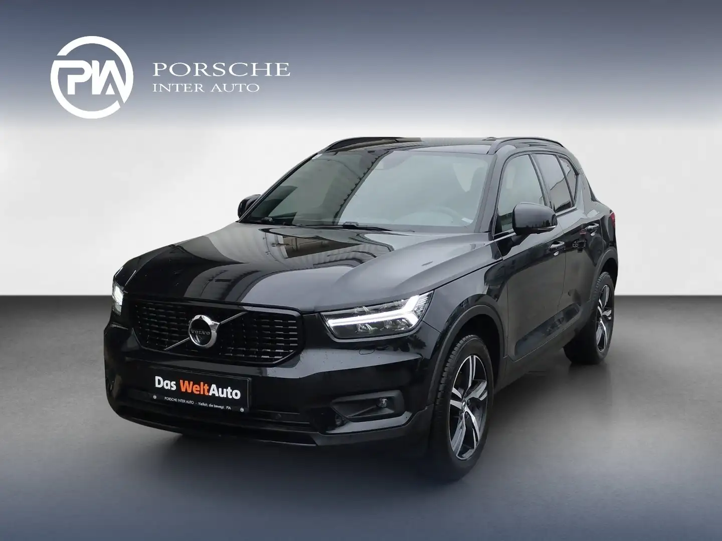 Volvo XC40 T2 R-Design Schwarz - 1