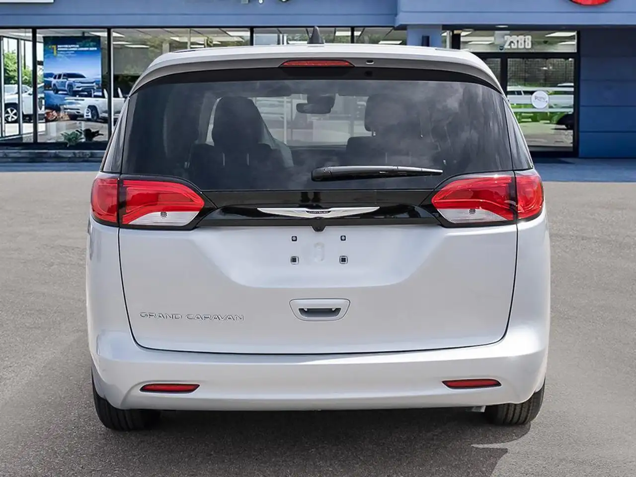 Chrysler Grand Caravan снимка Chrysler Grand Caravan