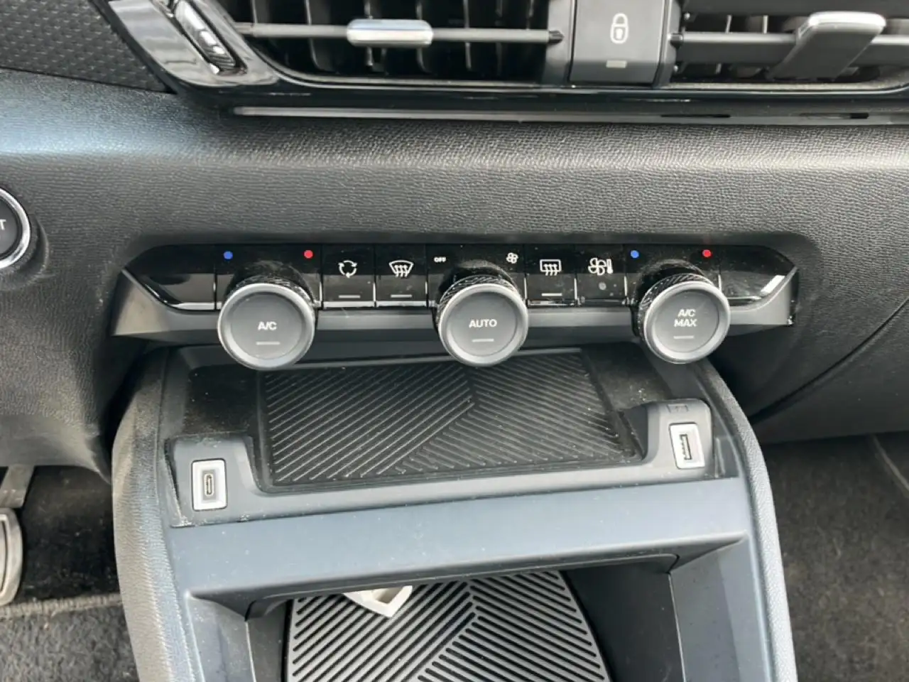 Citroen C4 Berline — photo 19