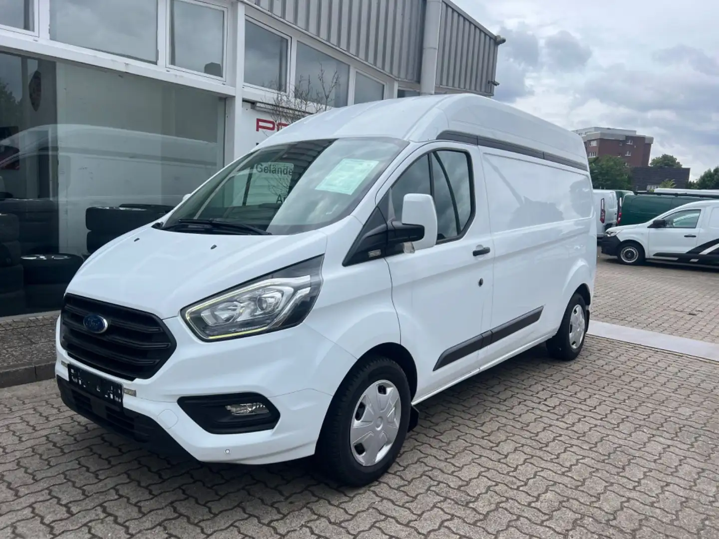 Ford Transit Custom TRANSIT CUSTOM 320 L2H2 TREND STANDHZ/HOCHDACH Weiß - 1