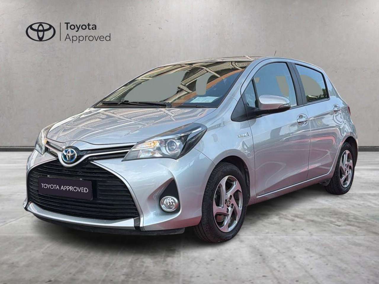 Toyota Yaris Yaris 5p 1.5h Active my16