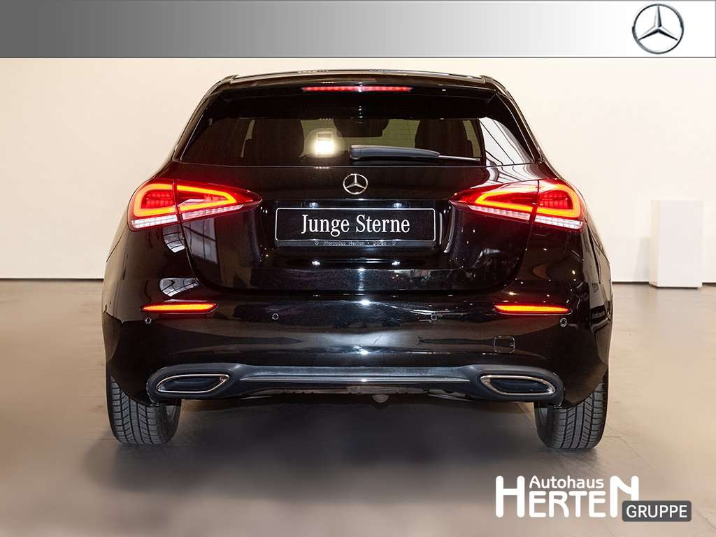 Mercedes-Benz A 220