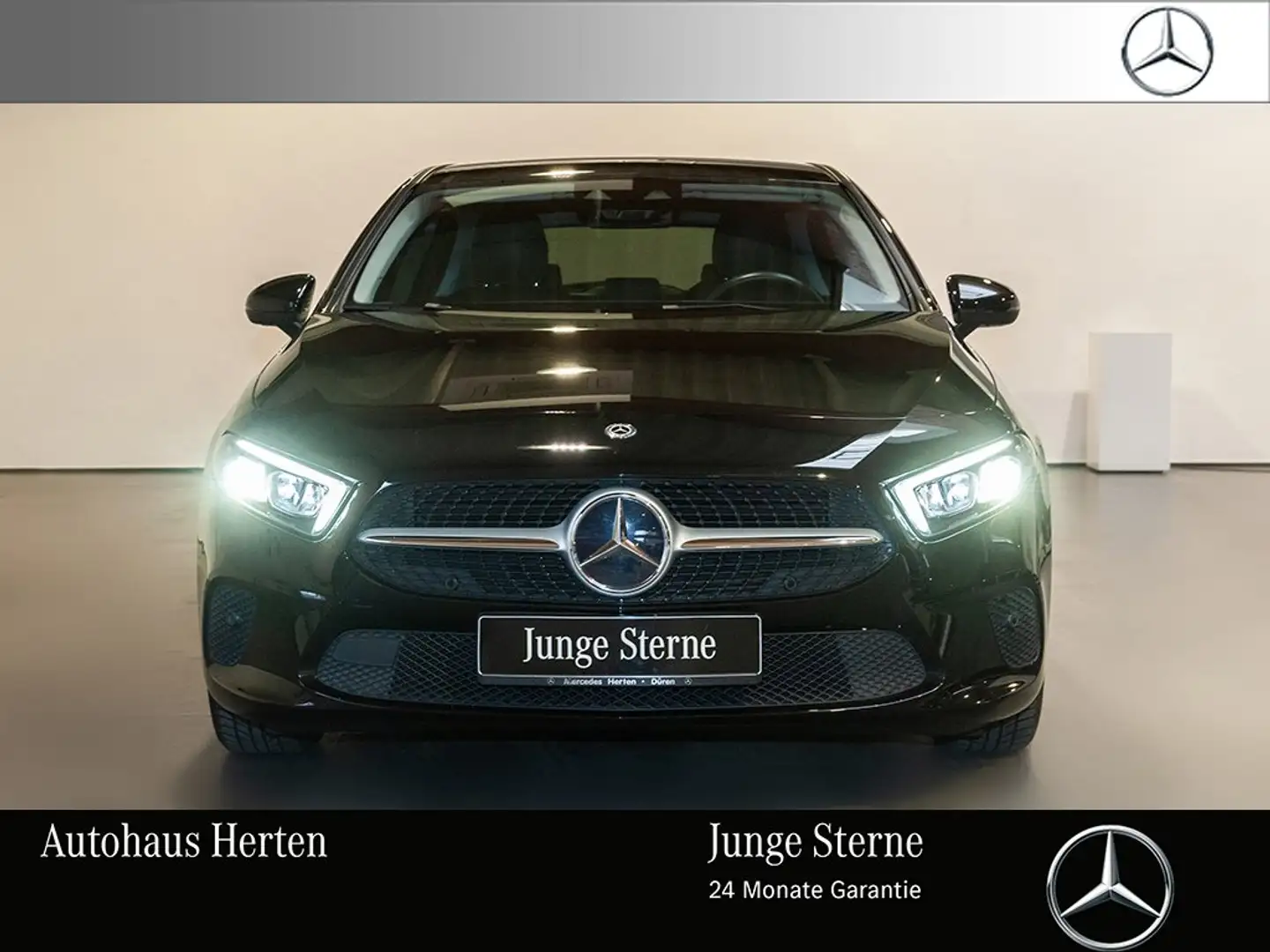 Mercedes-Benz A 220 4MATIC Kompaktlimousine+AHK+LED Schwarz - 2
