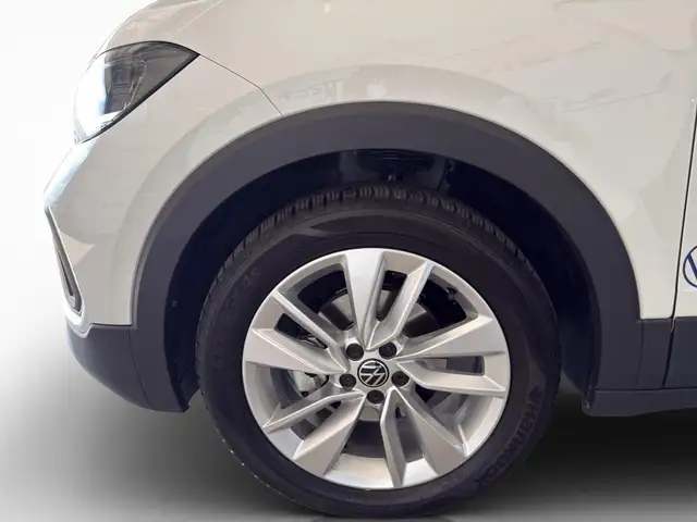 Volkswagen T-Cross view 8