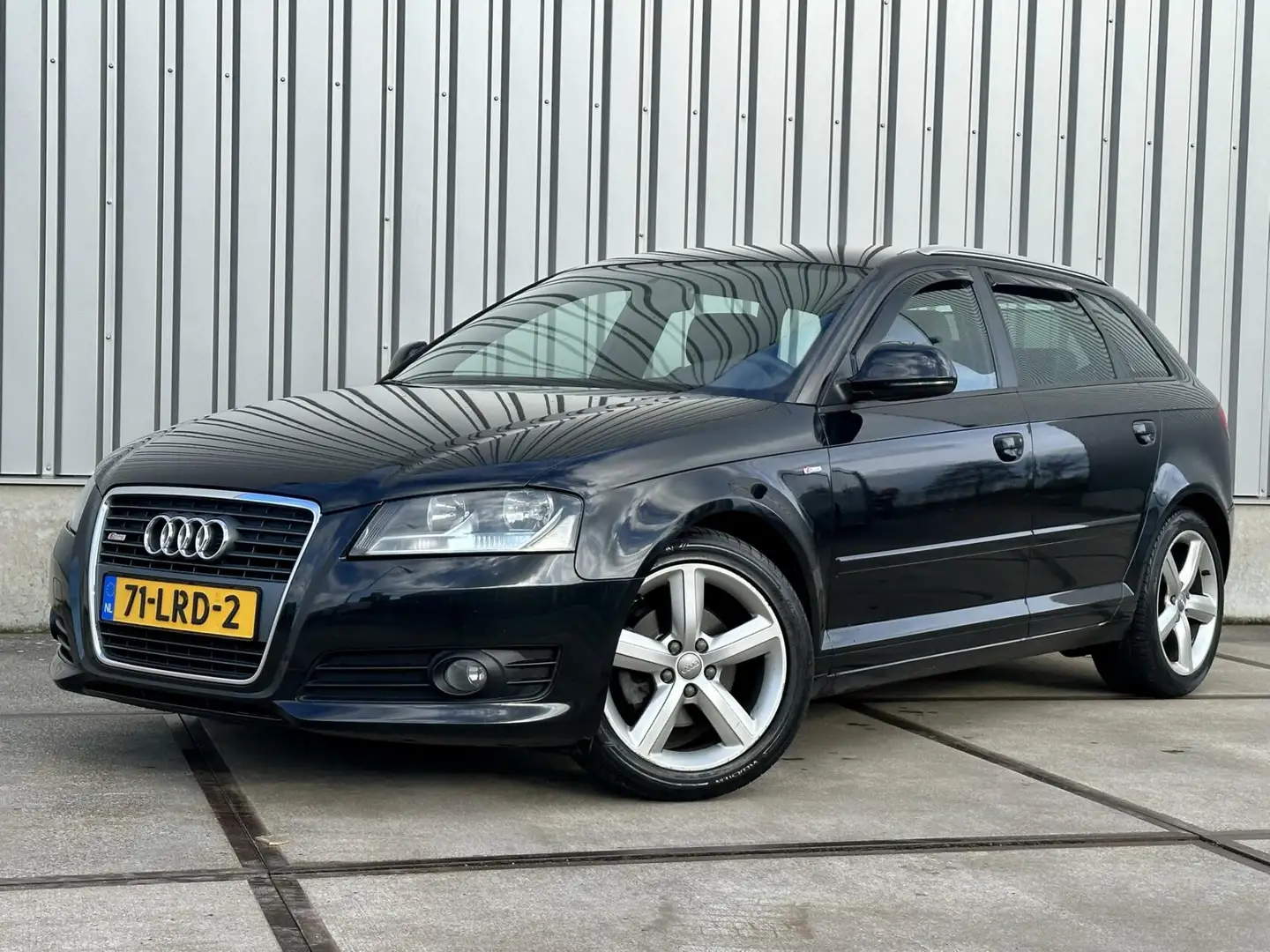 Audi A3 Sportback 1.8 TFSI 3x S-Line - Leder - Complete Hi Zwart - 1