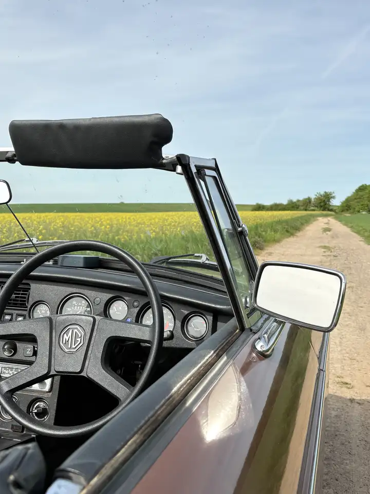 MG MGB RHD, Overdrive, Batterie & Bremsen hi neu, foto 10