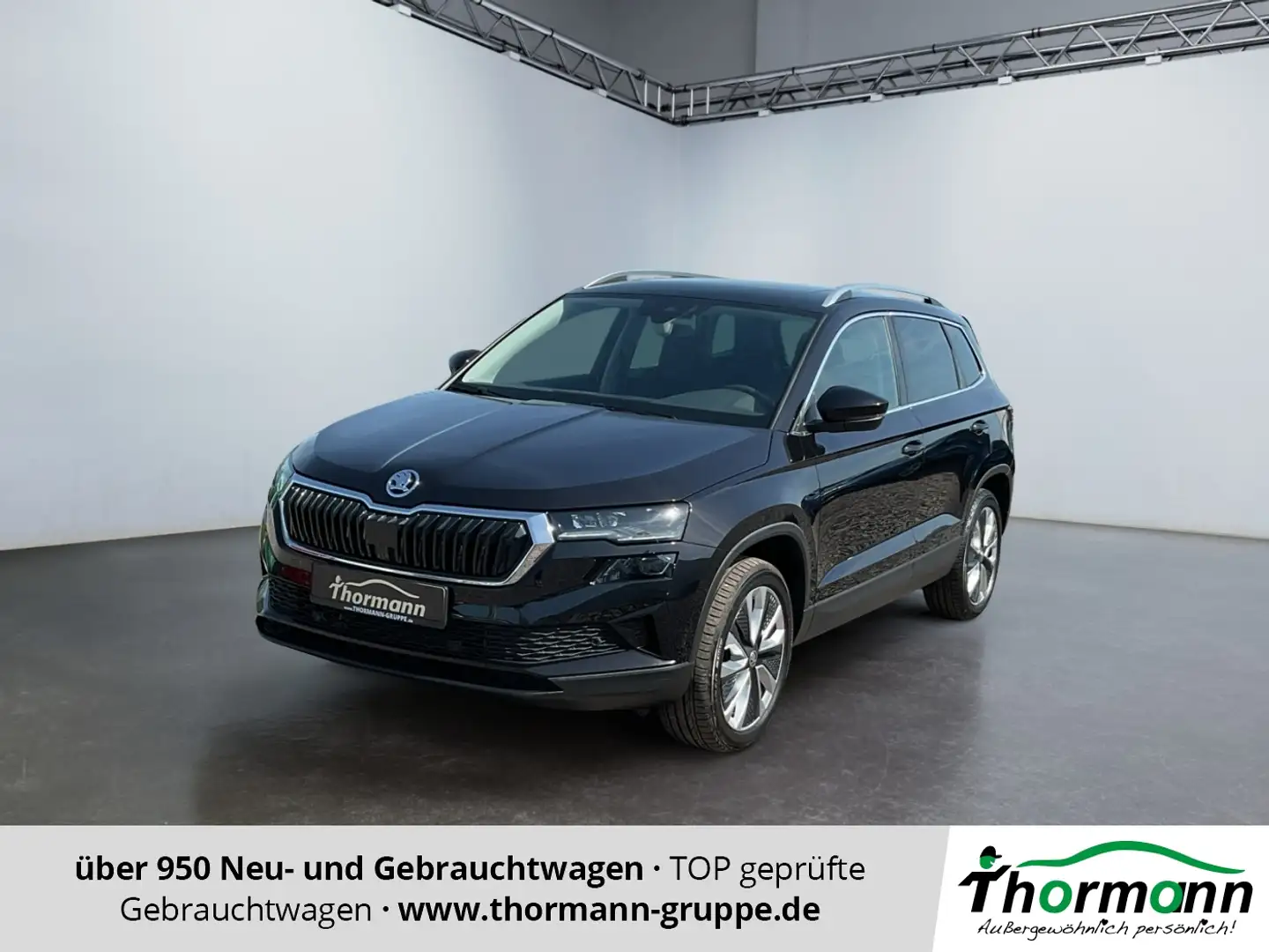 Skoda Karoq Style 1.5 TSI DSG ACC Pano AHK MATRIX LM Nero - 1