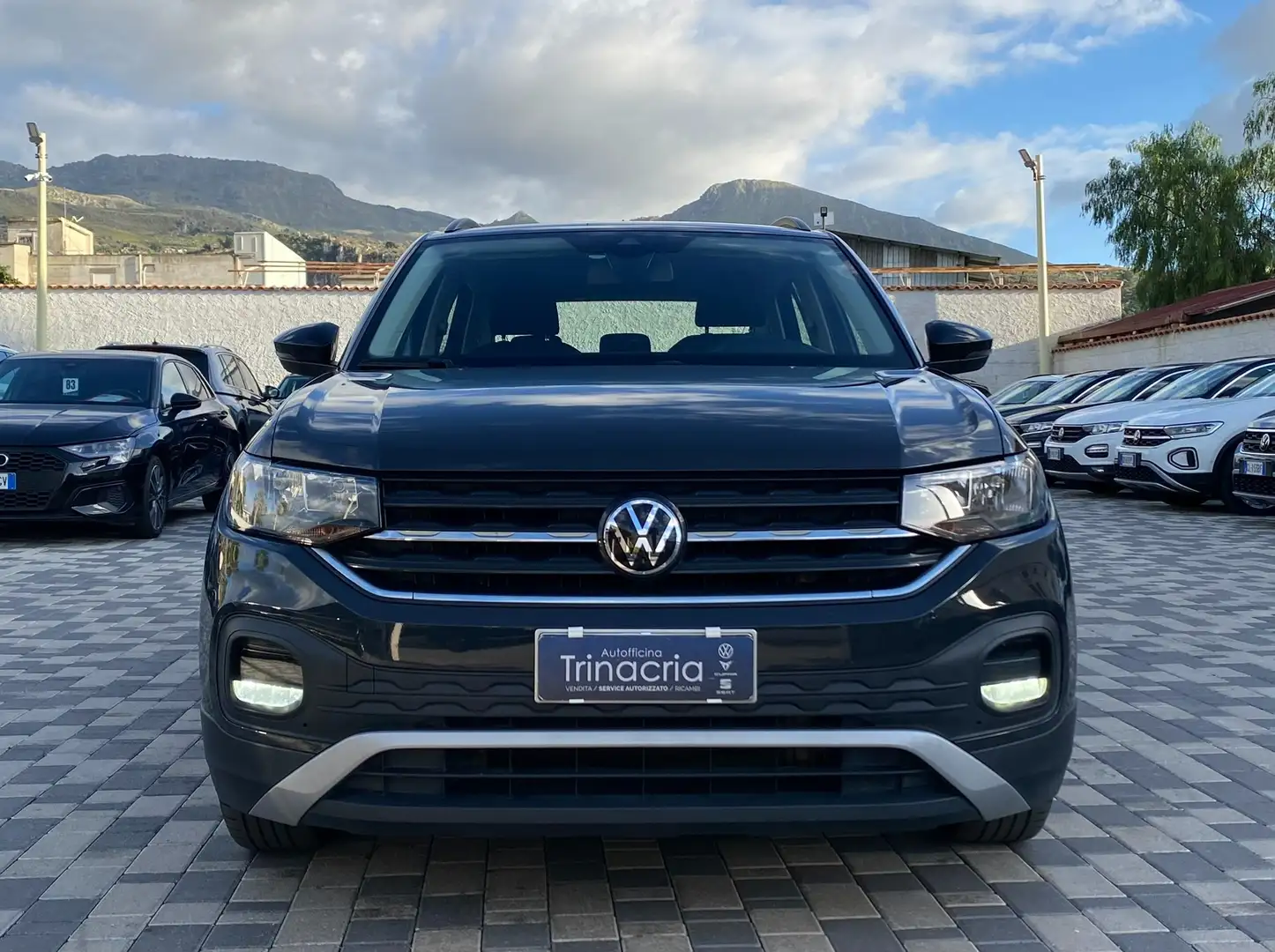 Volkswagen T-Cross Style 1.0 TSI 110CV Grijs - 2