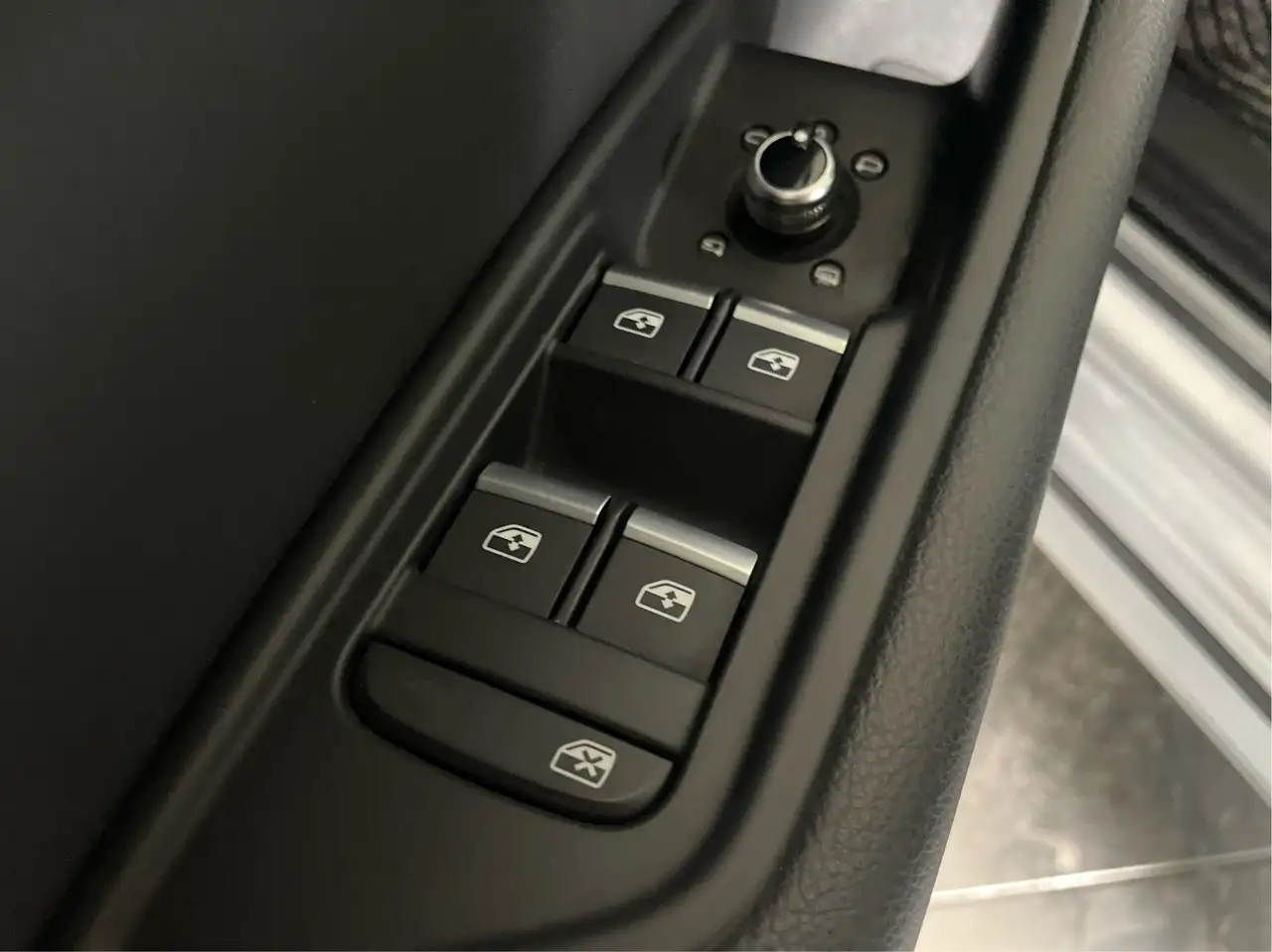 Audi A4 allroad снимка Audi A4 allroad