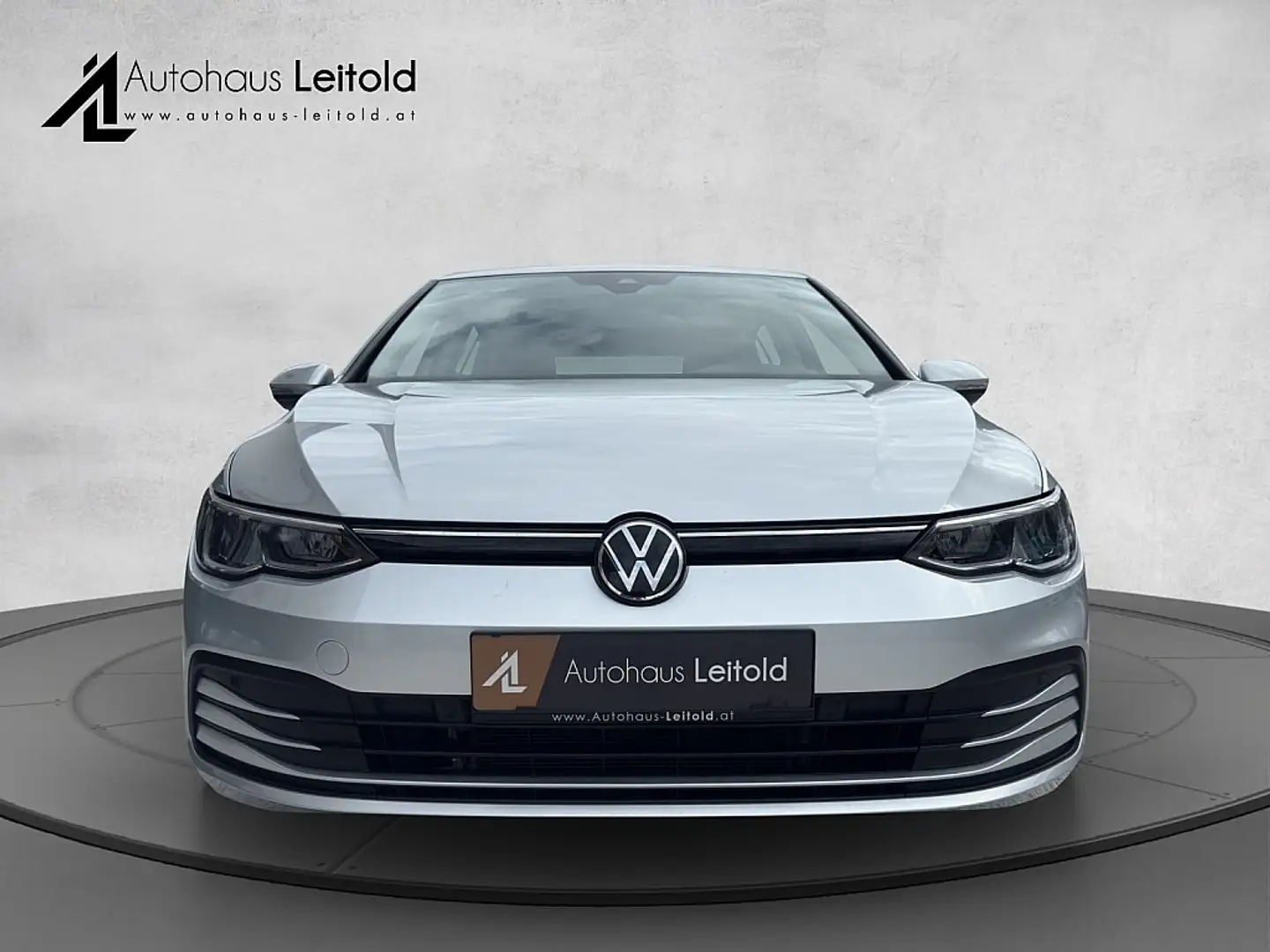 Volkswagen Golf 2,0 TDI Life CAM LED VIRTUAL ACC PDC LANE ASSIS... Plateado - 2