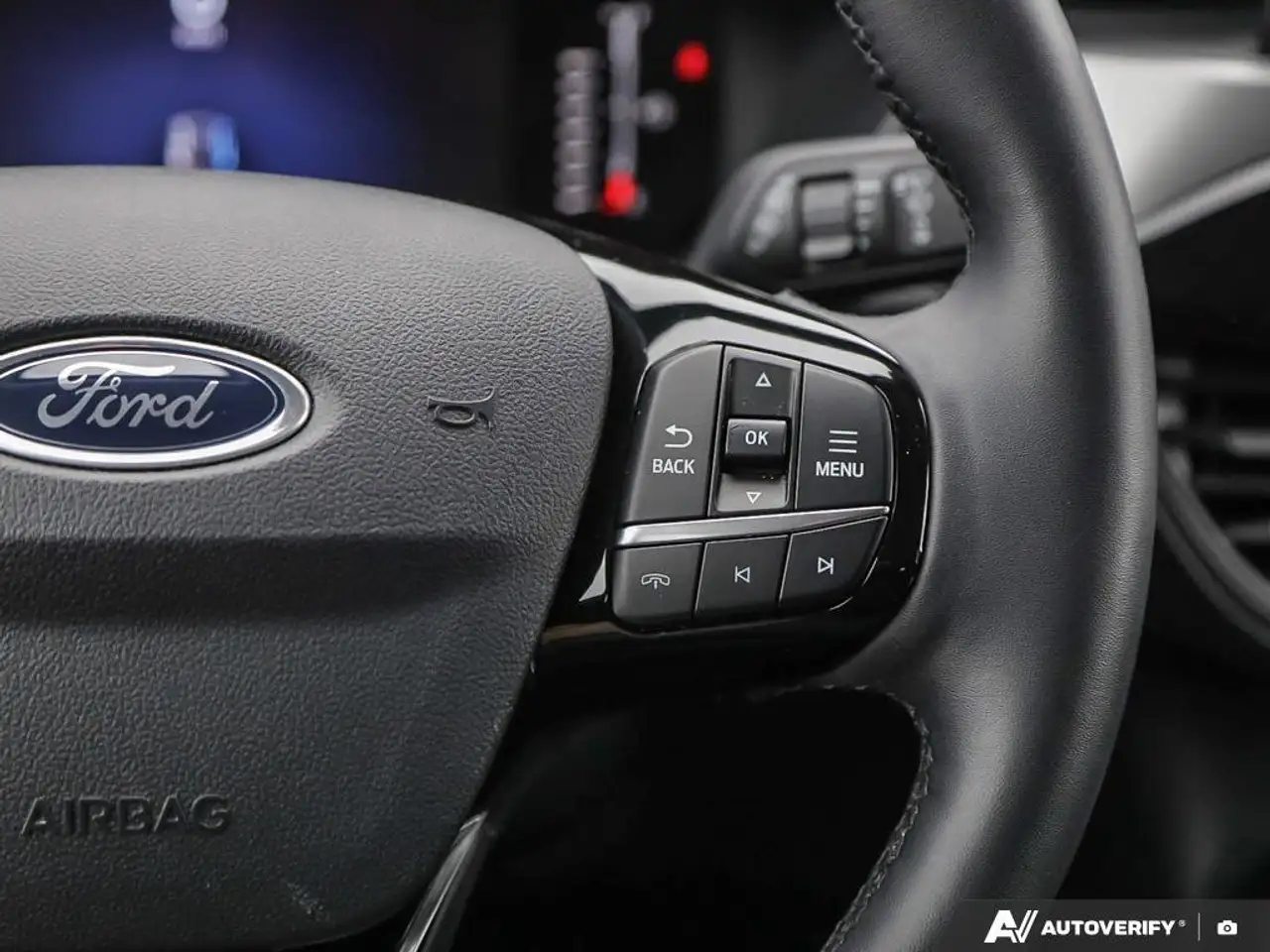Ford Escape снимка Ford Escape
