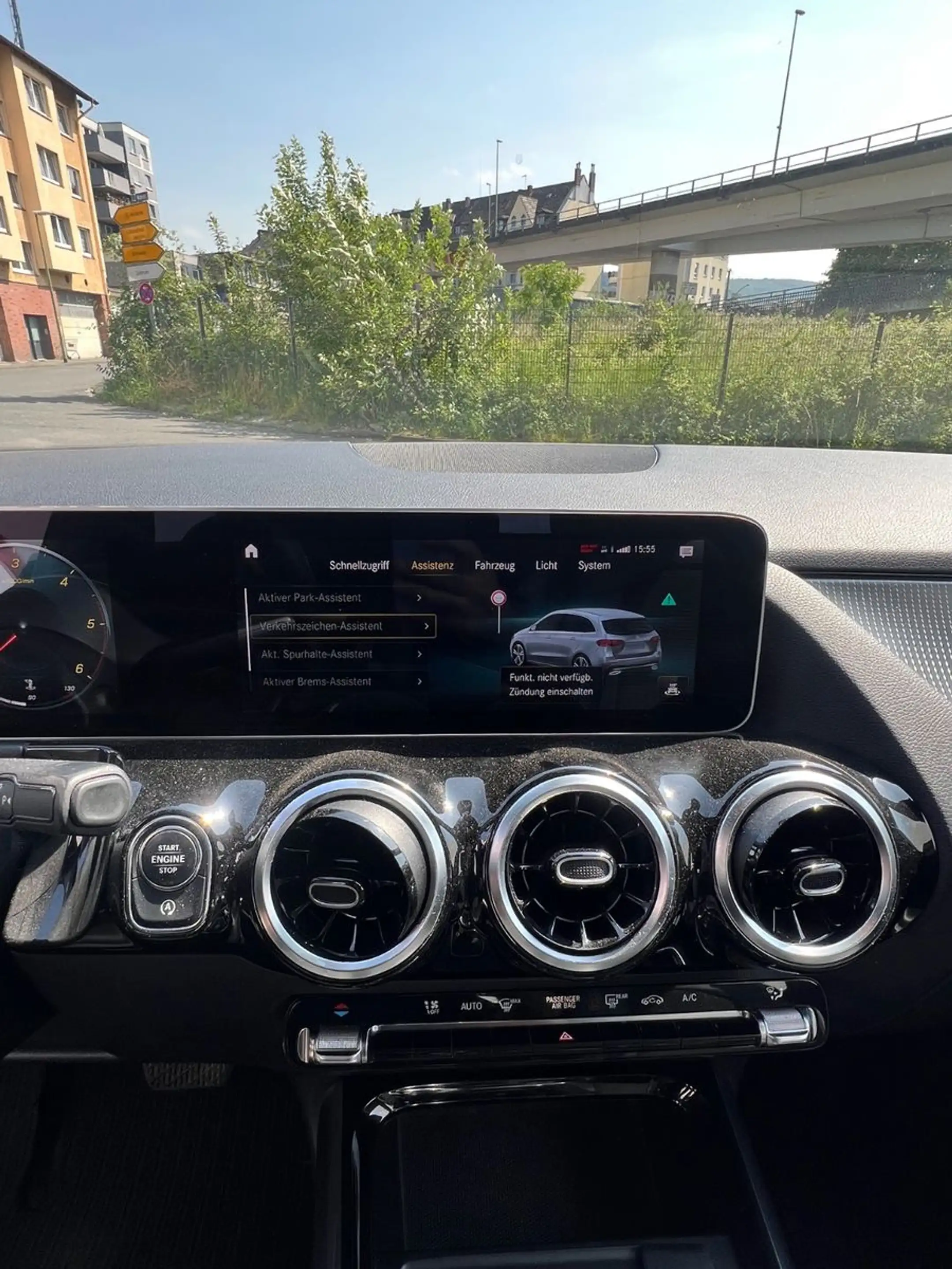 Mercedes-Benz B 180 B B 180 d — photo 12