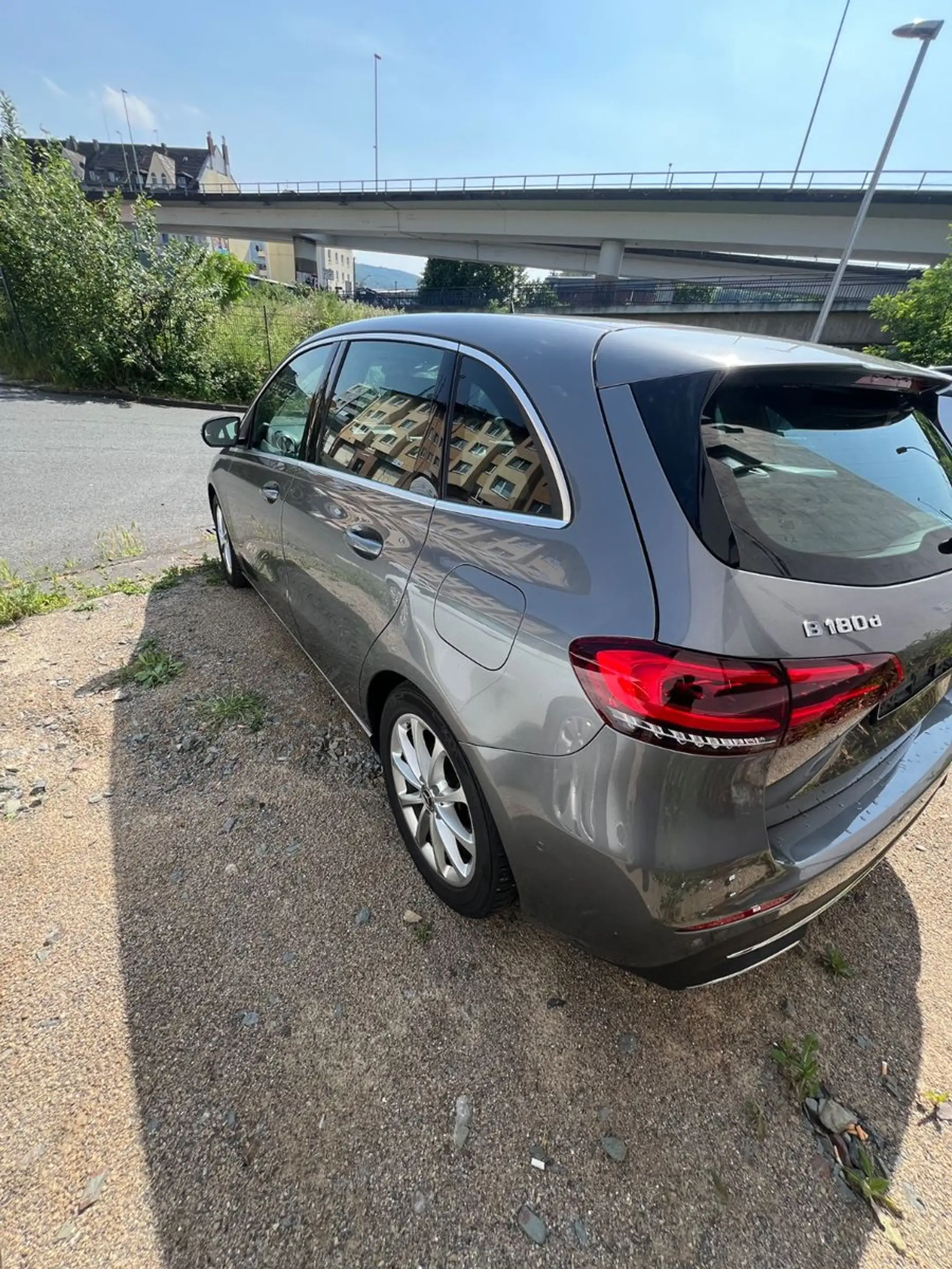 Mercedes-Benz B 180 B B 180 d — photo 5