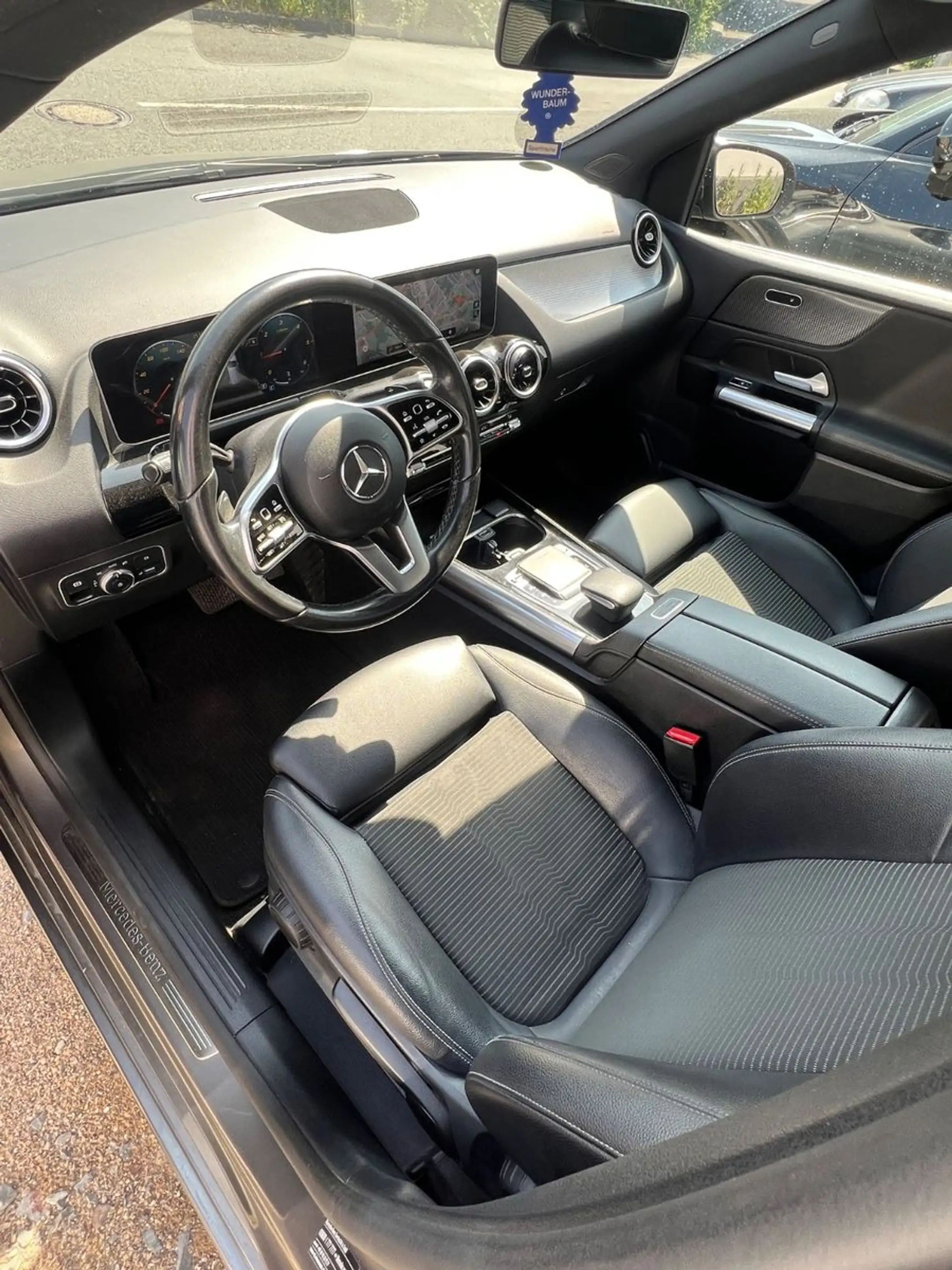 Mercedes-Benz B 180 B B 180 d — photo 8