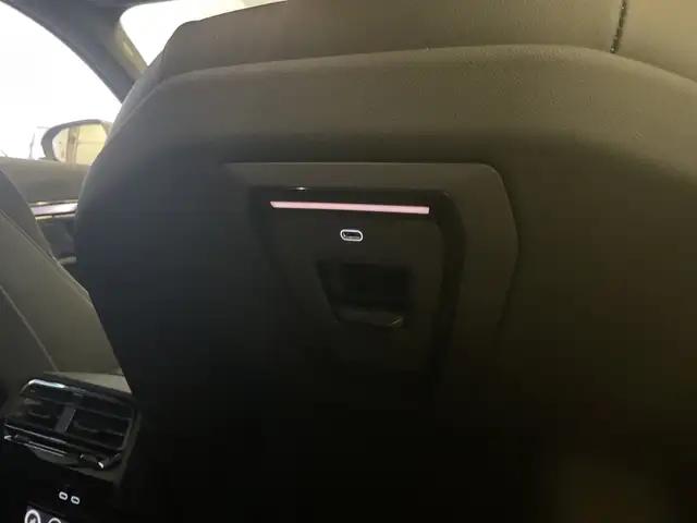 BMW i5 xDrive40 Ansicht 10