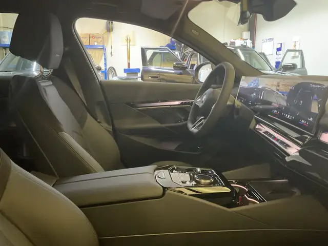 BMW i5 xDrive40 Ansicht 13