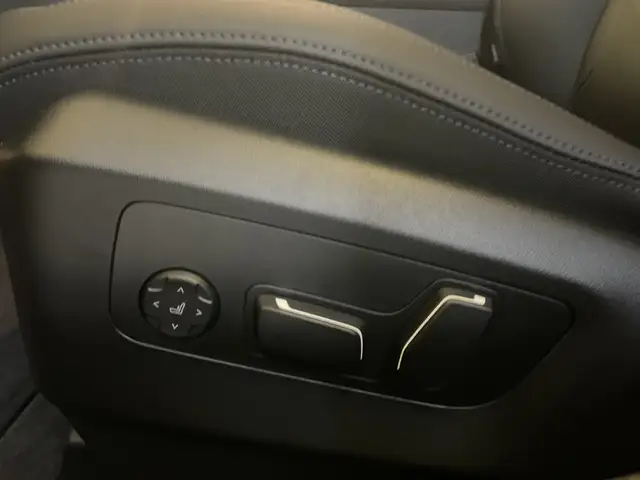 BMW i5 xDrive40 Ansicht 3