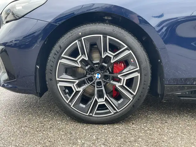 BMW i5 xDrive40 Ansicht 17