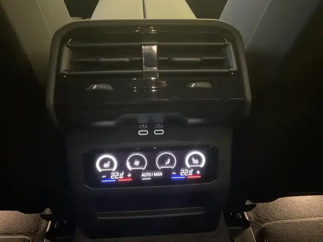 BMW i5 xDrive40 Ansicht 9