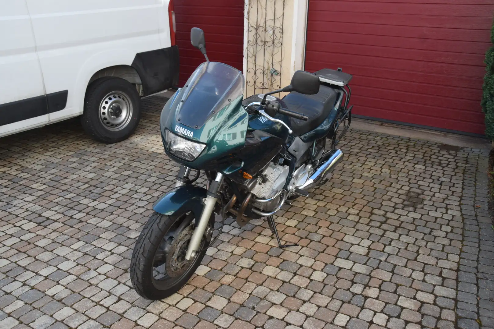 Yamaha XJ 600 Diversion Verde - 2