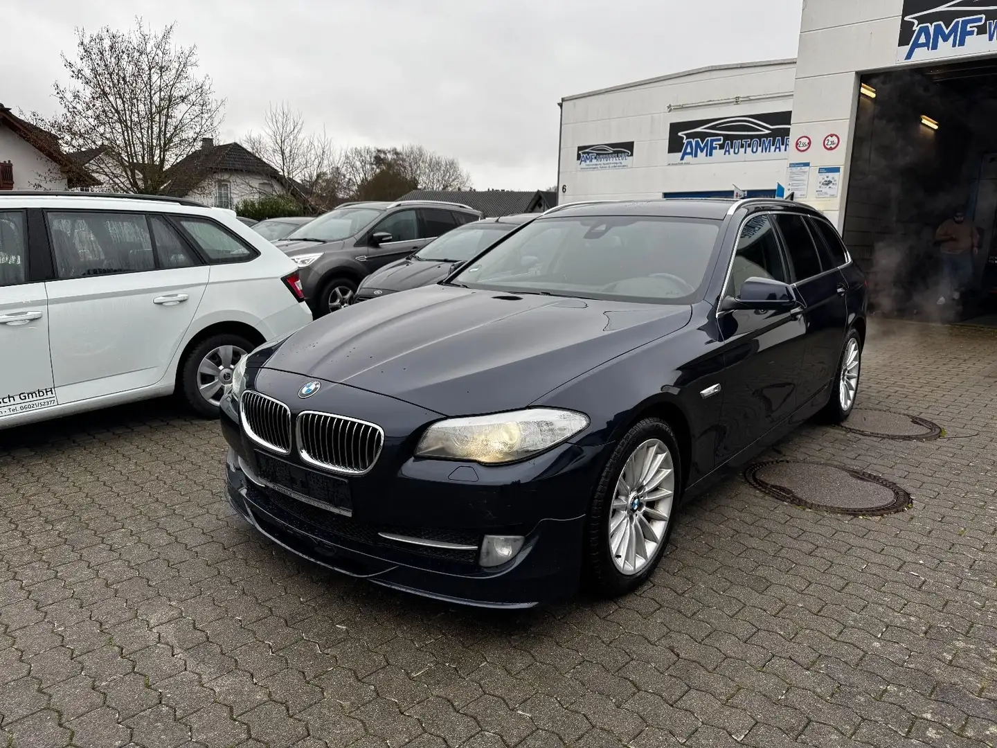 BMW 520 5 Touring 520 d Head up Navi LED Blau - 1