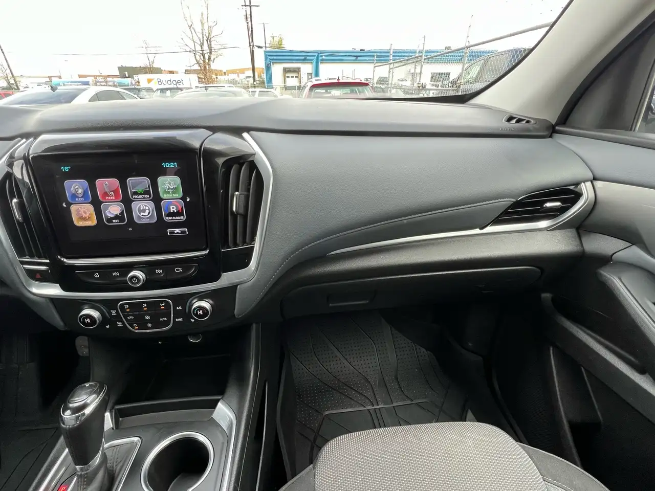 Chevrolet Traverse снимка Chevrolet Traverse