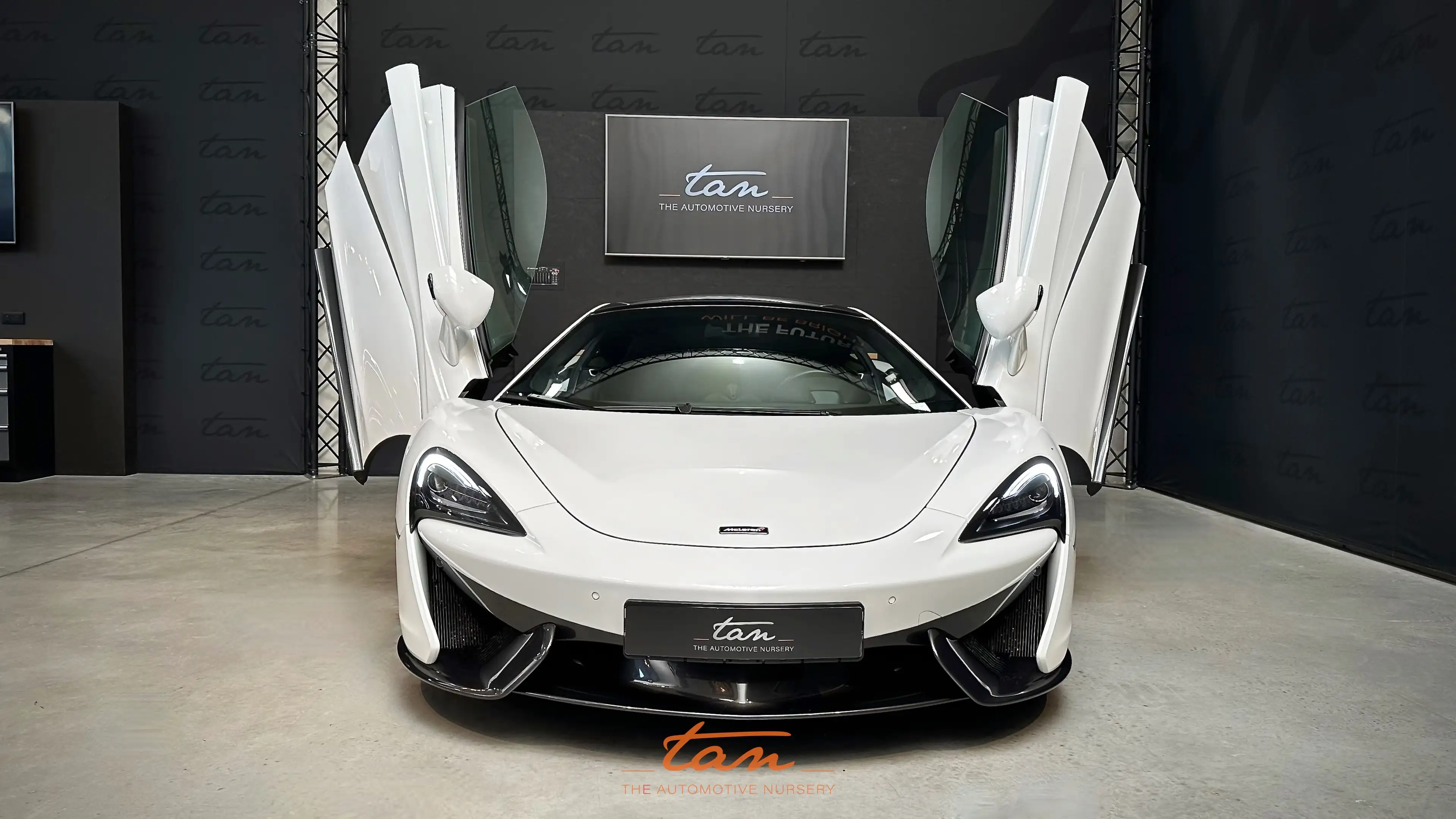 McLaren 570GT 3.8 Bi-Turbo V8 MSO + Sport Pack + Stealth Pack — photo 3