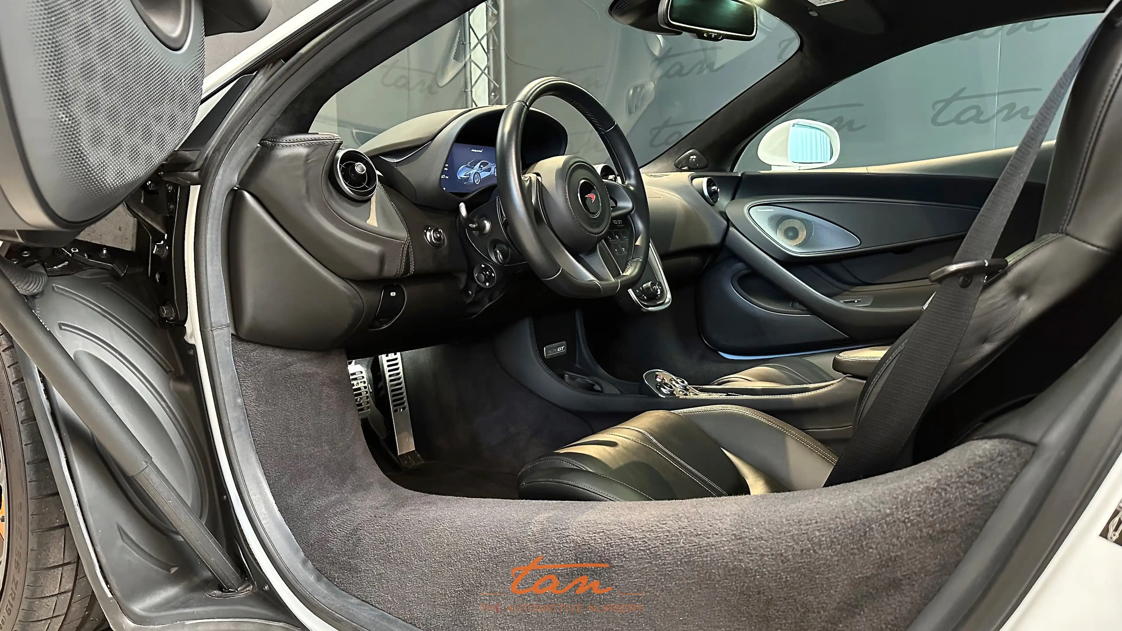 McLaren 570GT 3.8 Bi-Turbo V8 MSO + Sport Pack + Stealth Pack — photo 14