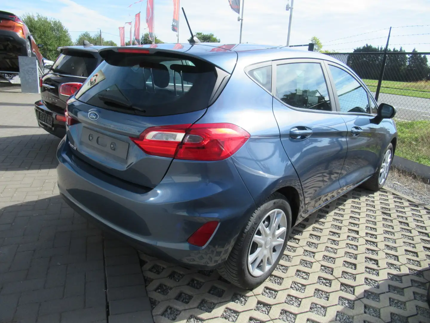 Ford Fiesta 1.1i / Airco / € 7.990 netto / ... - 2
