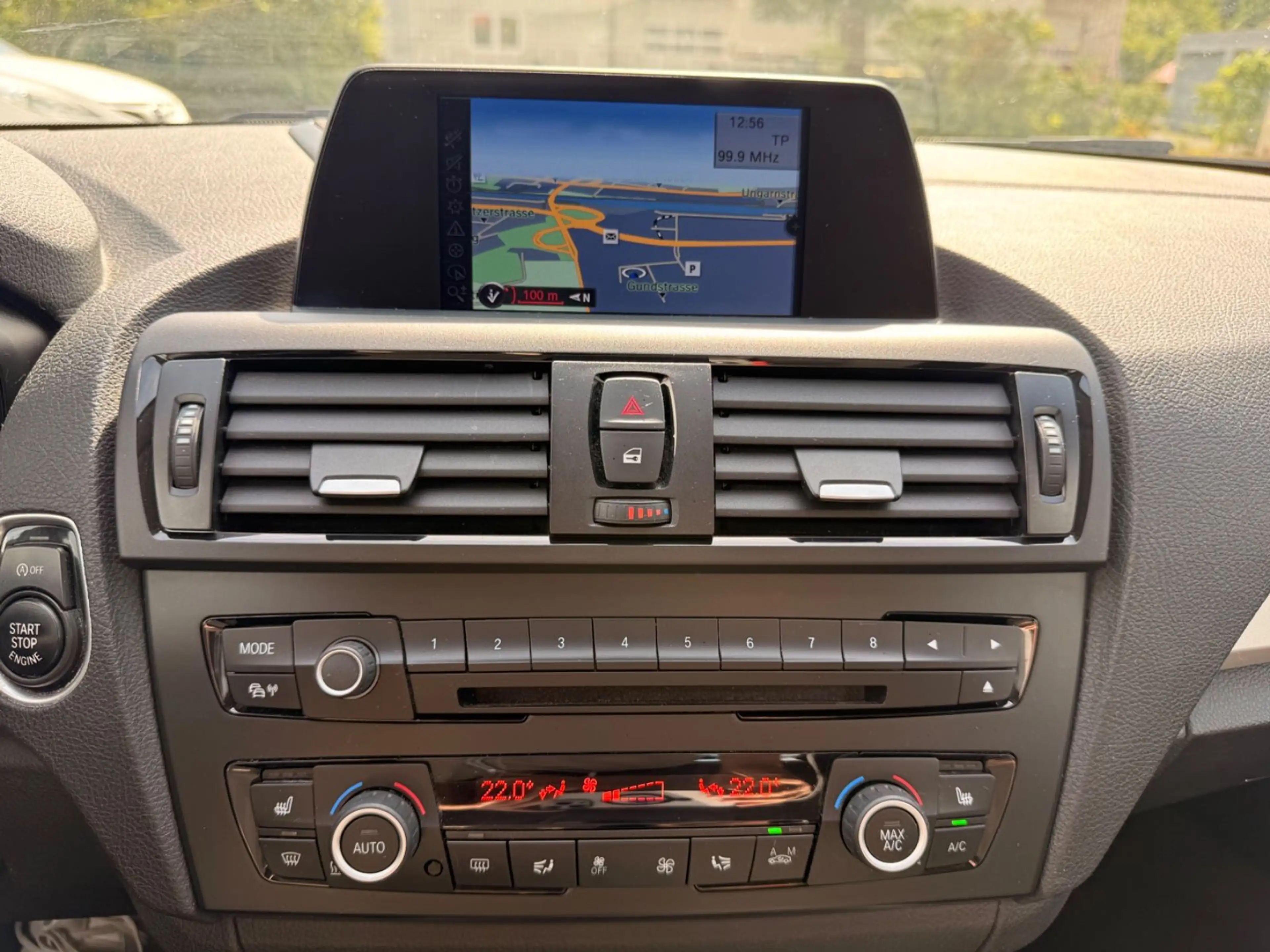 BMW 120 d  5-trg. *Automatik*Tempomat* — photo 17