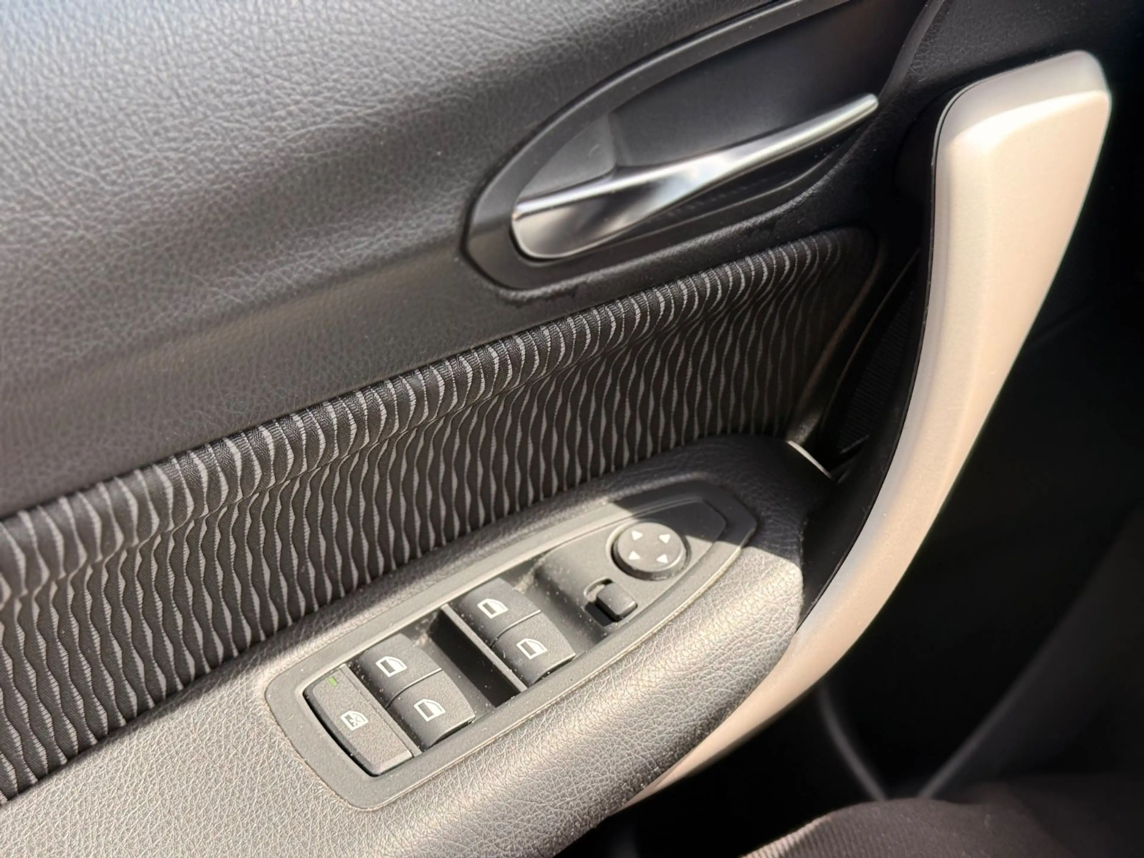 BMW 120 d  5-trg. *Automatik*Tempomat* — photo 25