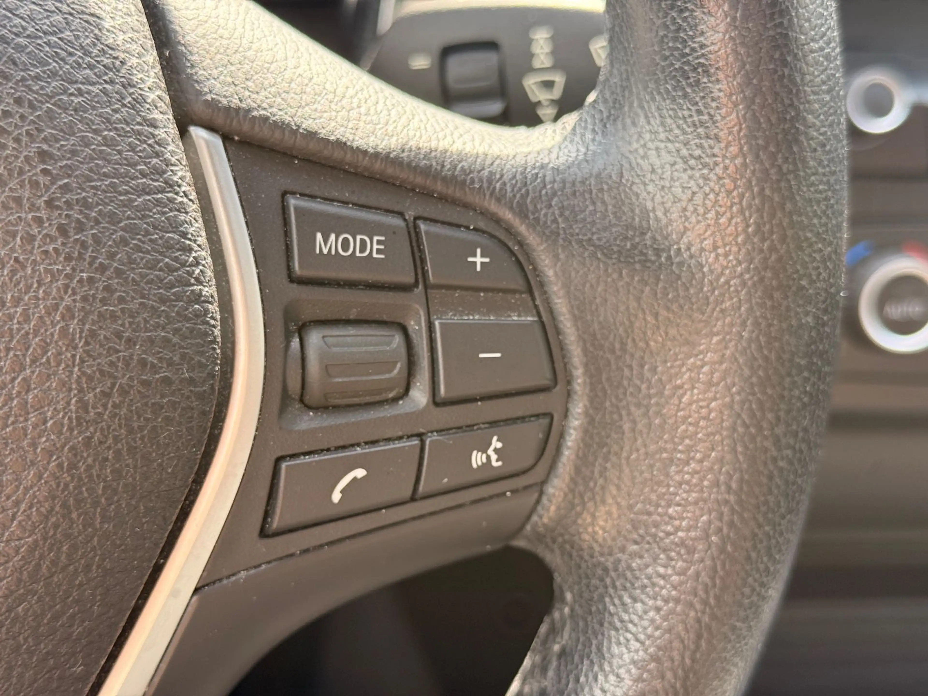 BMW 120 d  5-trg. *Automatik*Tempomat* — photo 16