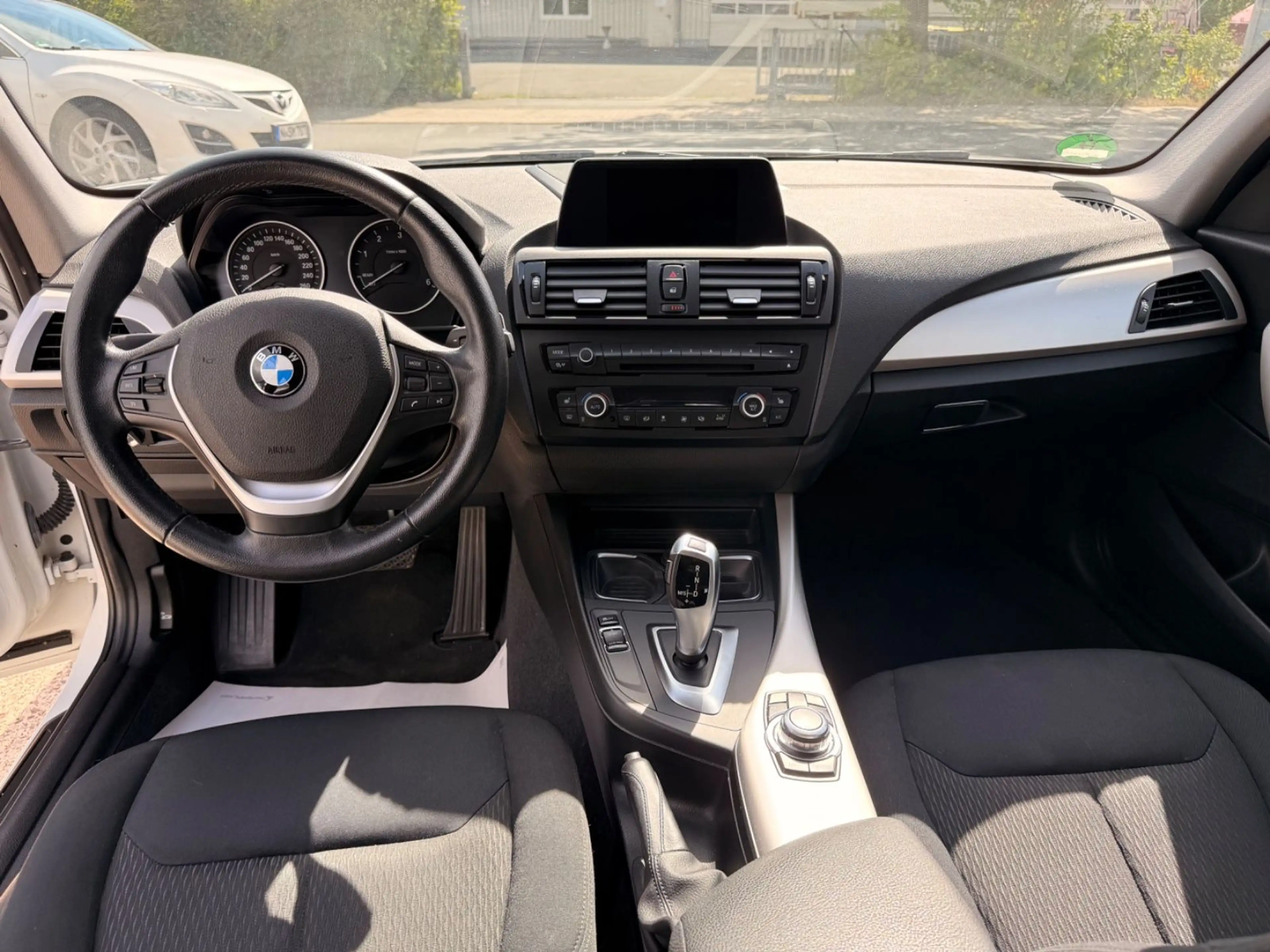 BMW 120 d  5-trg. *Automatik*Tempomat* — photo 12