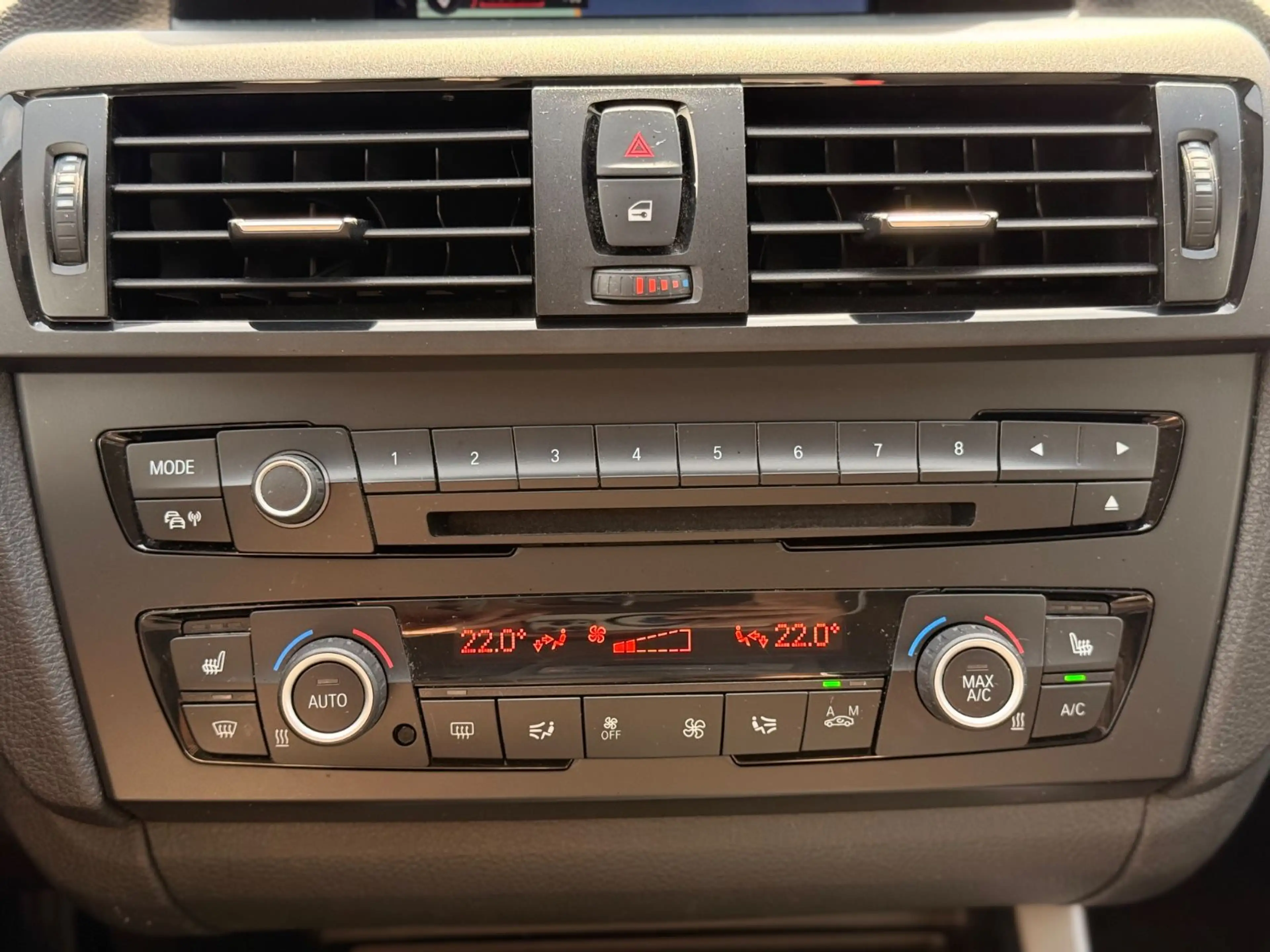 BMW 120 d  5-trg. *Automatik*Tempomat* — photo 22