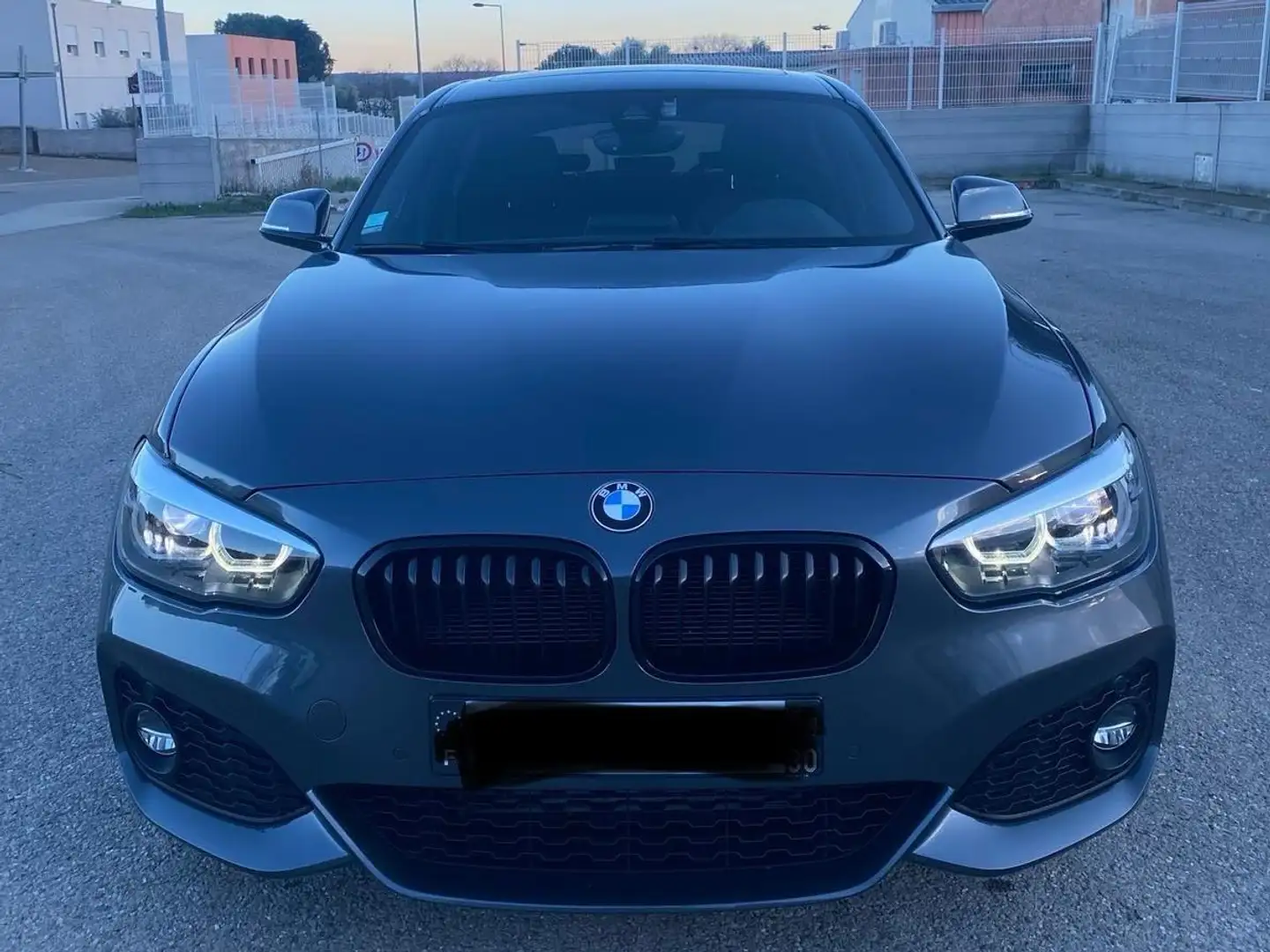 BMW 120 BMW série 120d full pack M xDrive Grijs - 1