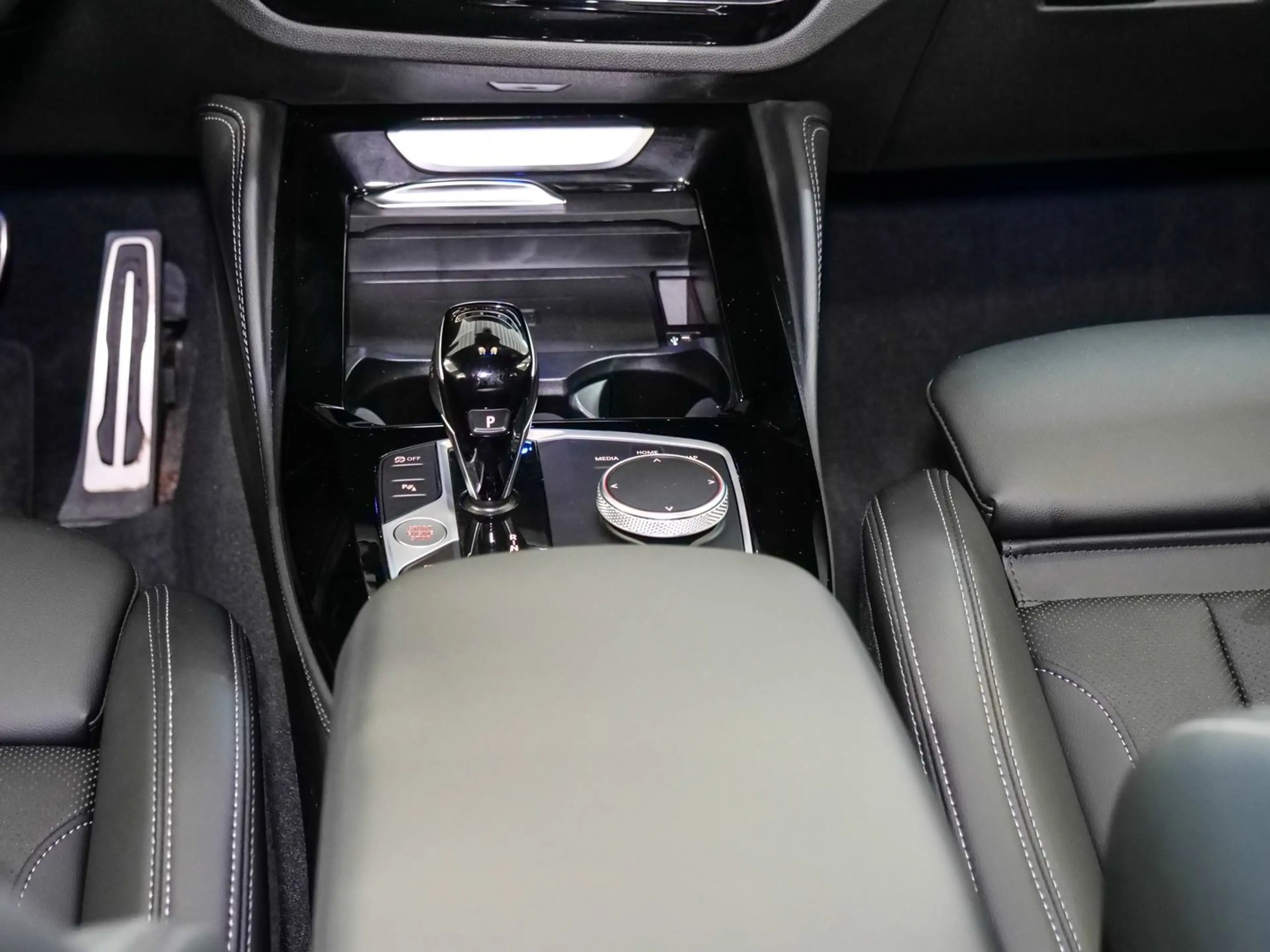 BMW X4 xDrive20i M-Sport Aut Nav HuD Laser Drive+Park — photo 14