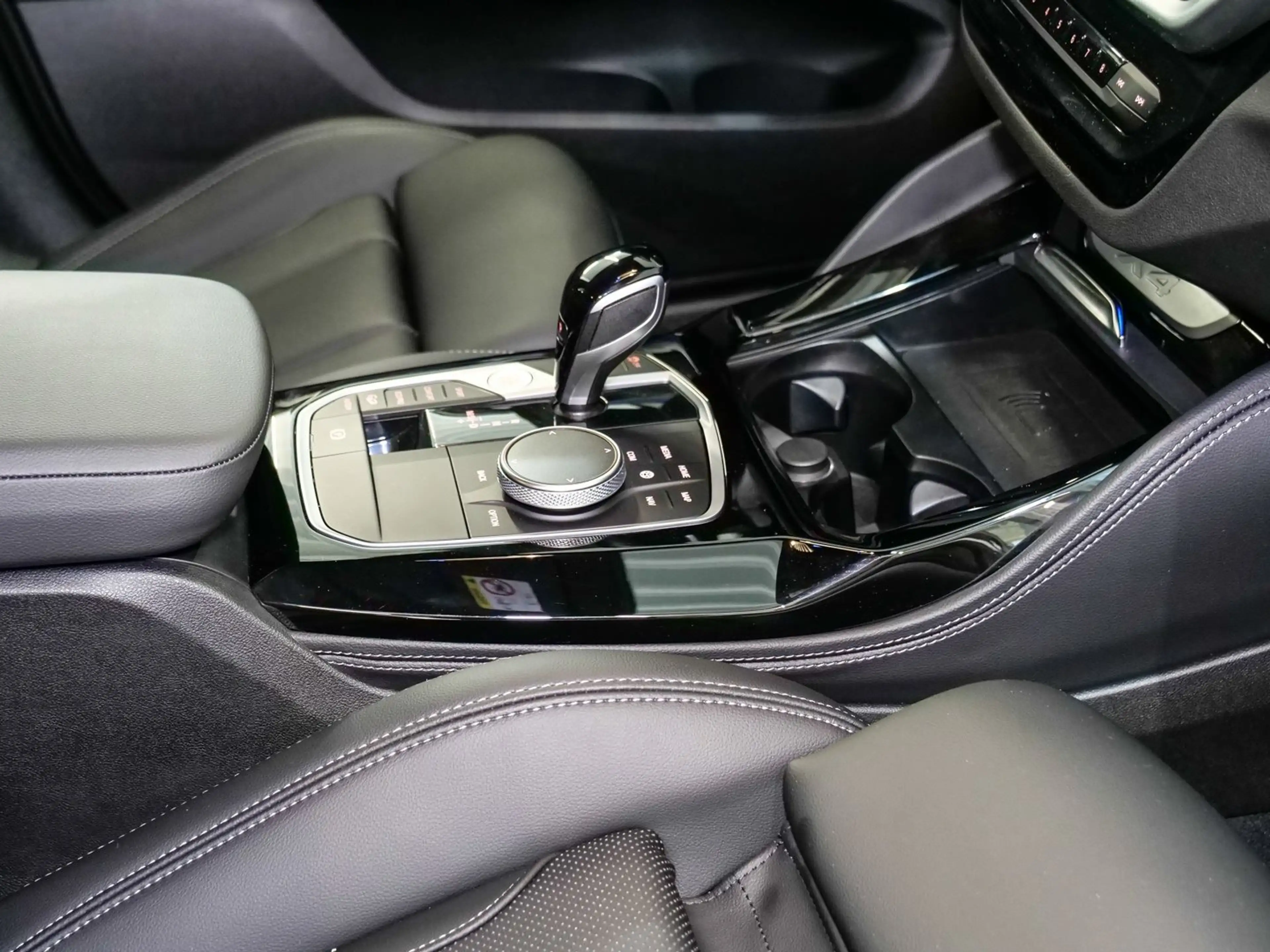 BMW X4 xDrive20i M-Sport Aut Nav HuD Laser Drive+Park — photo 18