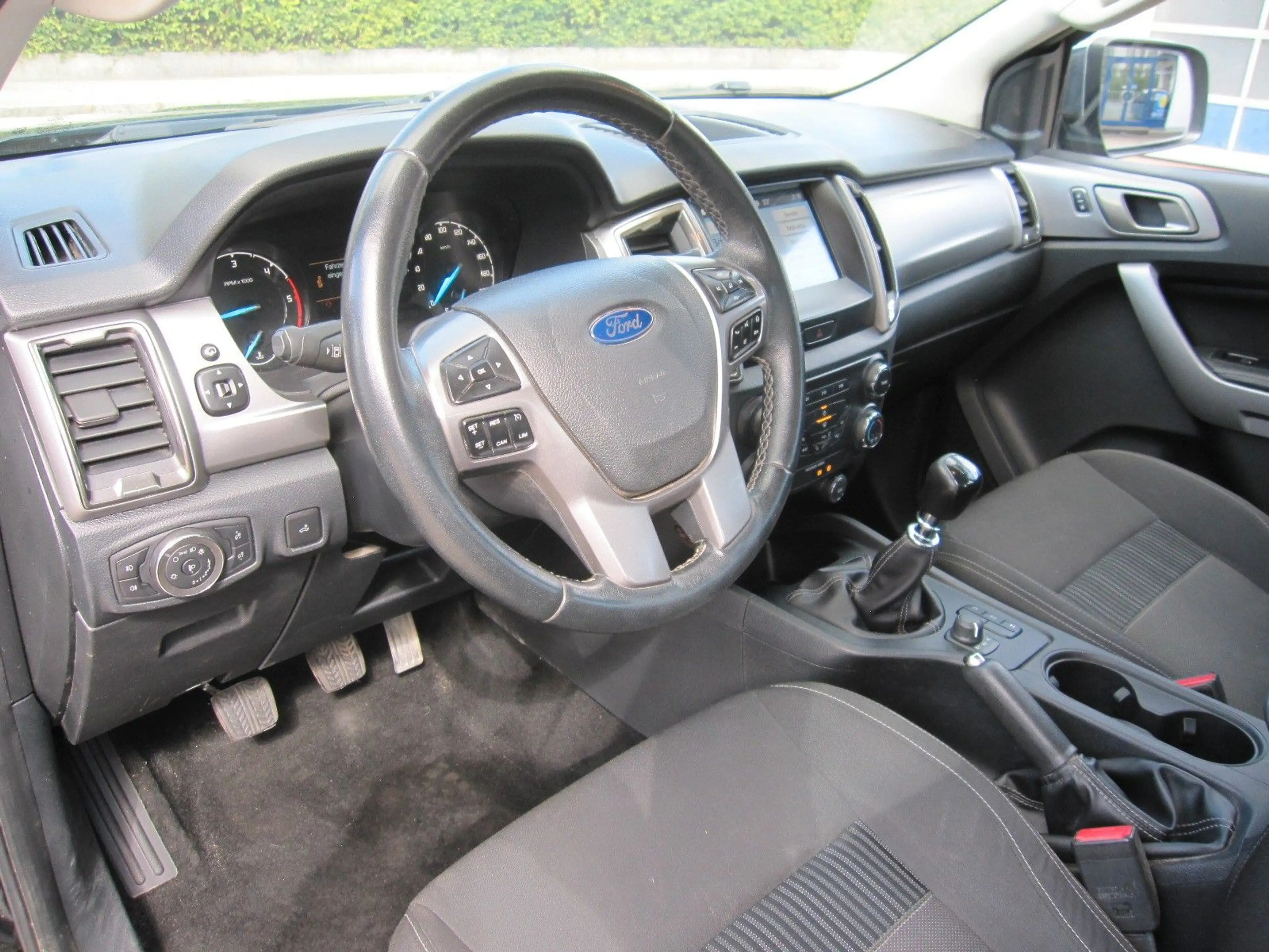 Ford Ranger XLT Doppelkabine — photo 11