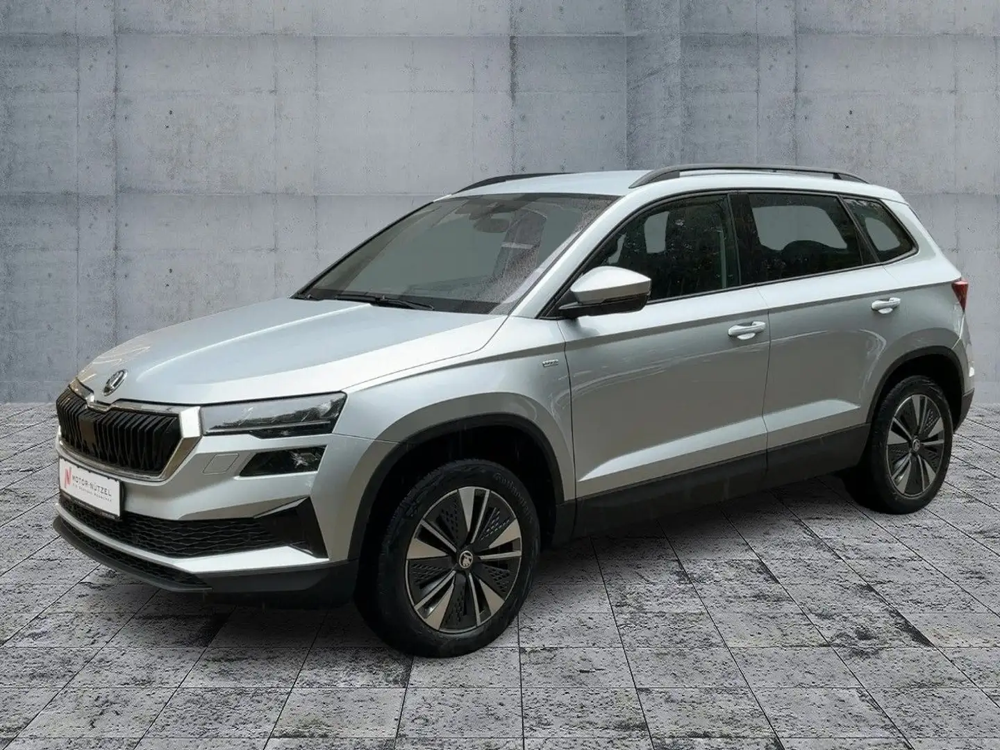 Skoda Karoq 1.5TSI TOUR LED+NAV+APP+ACC+SHZ+PDC+RFK+VC Silber - 2