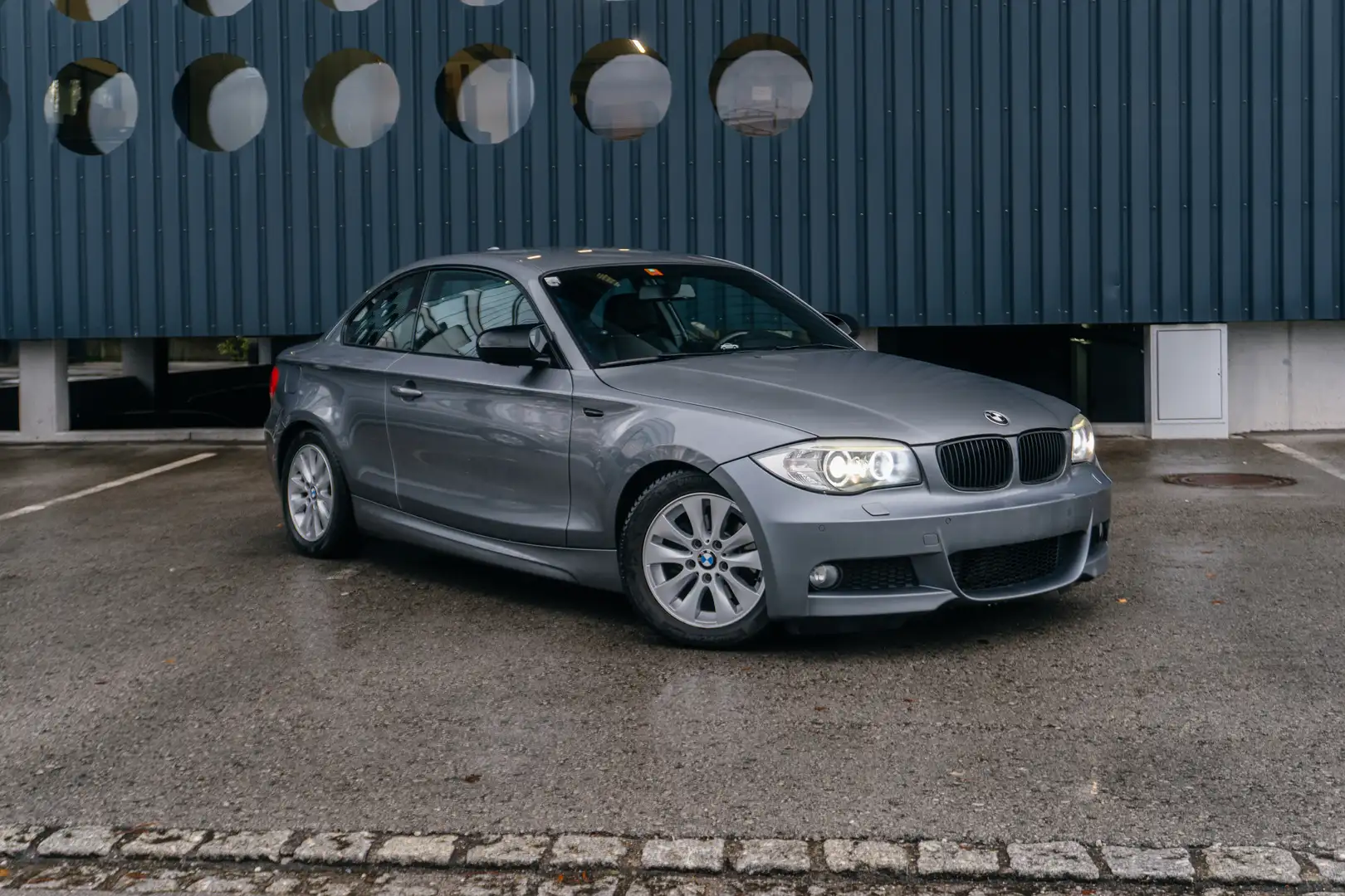 BMW 118 118d Coupé M-Paket Gris - 1