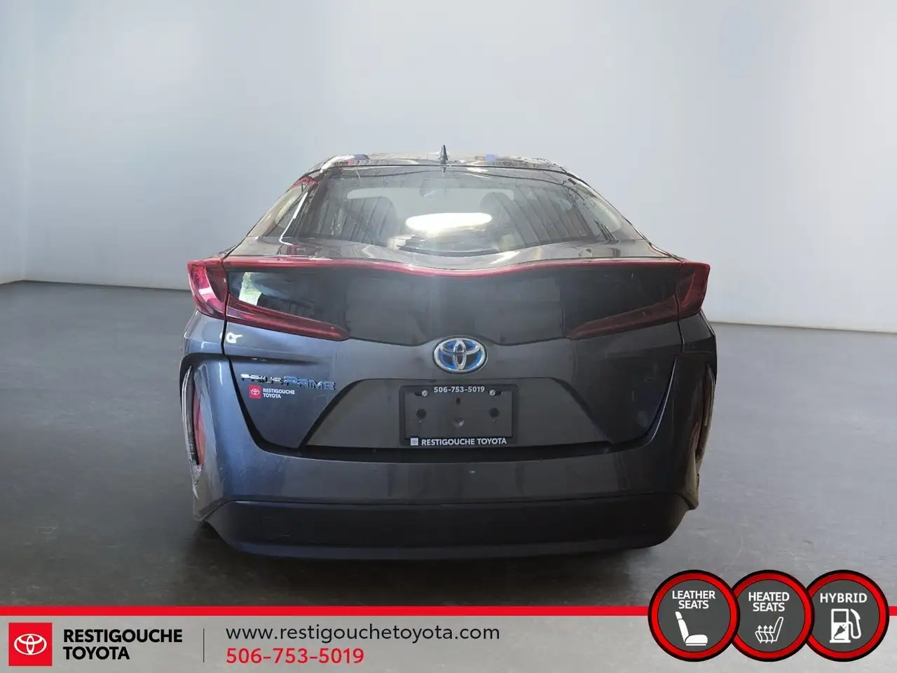 Toyota Prius Prime снимка Toyota Prius Prime