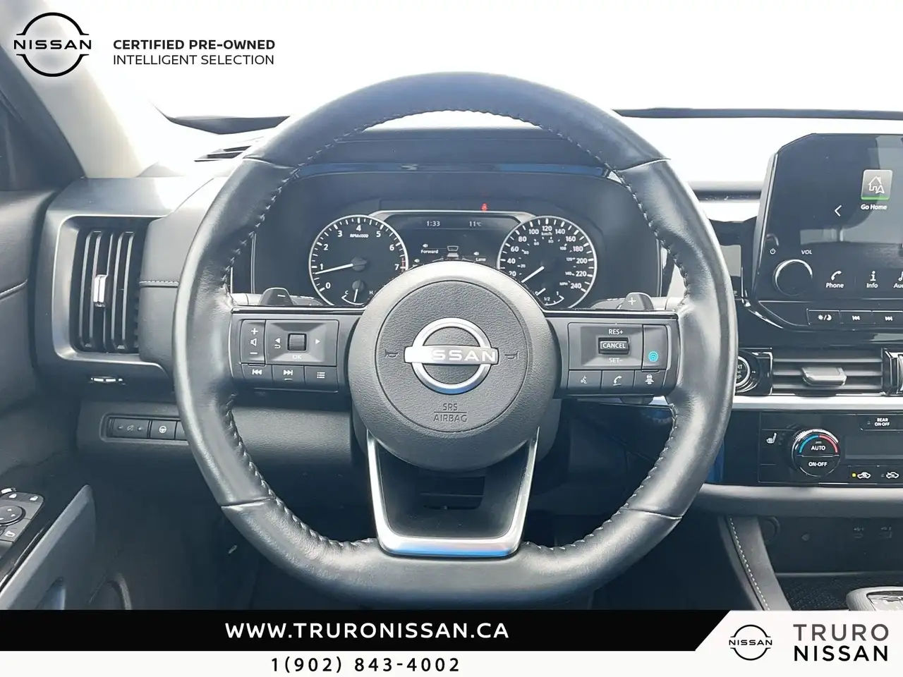 Nissan Pathfinder снимка Nissan Pathfinder