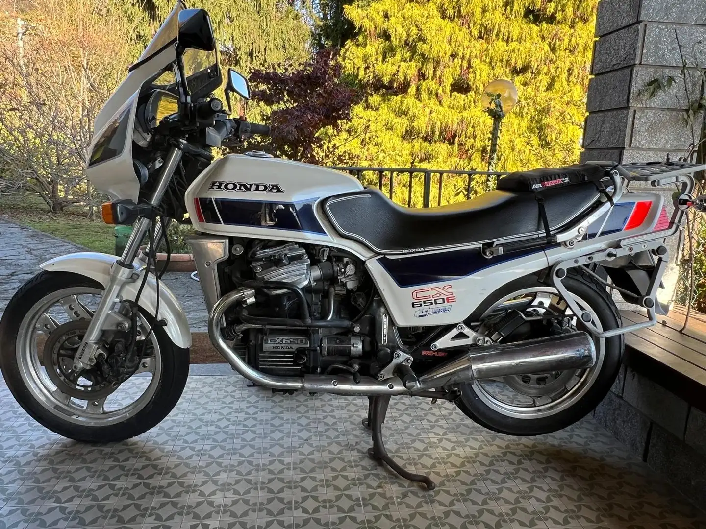 Honda CX 650 Weiß - 2