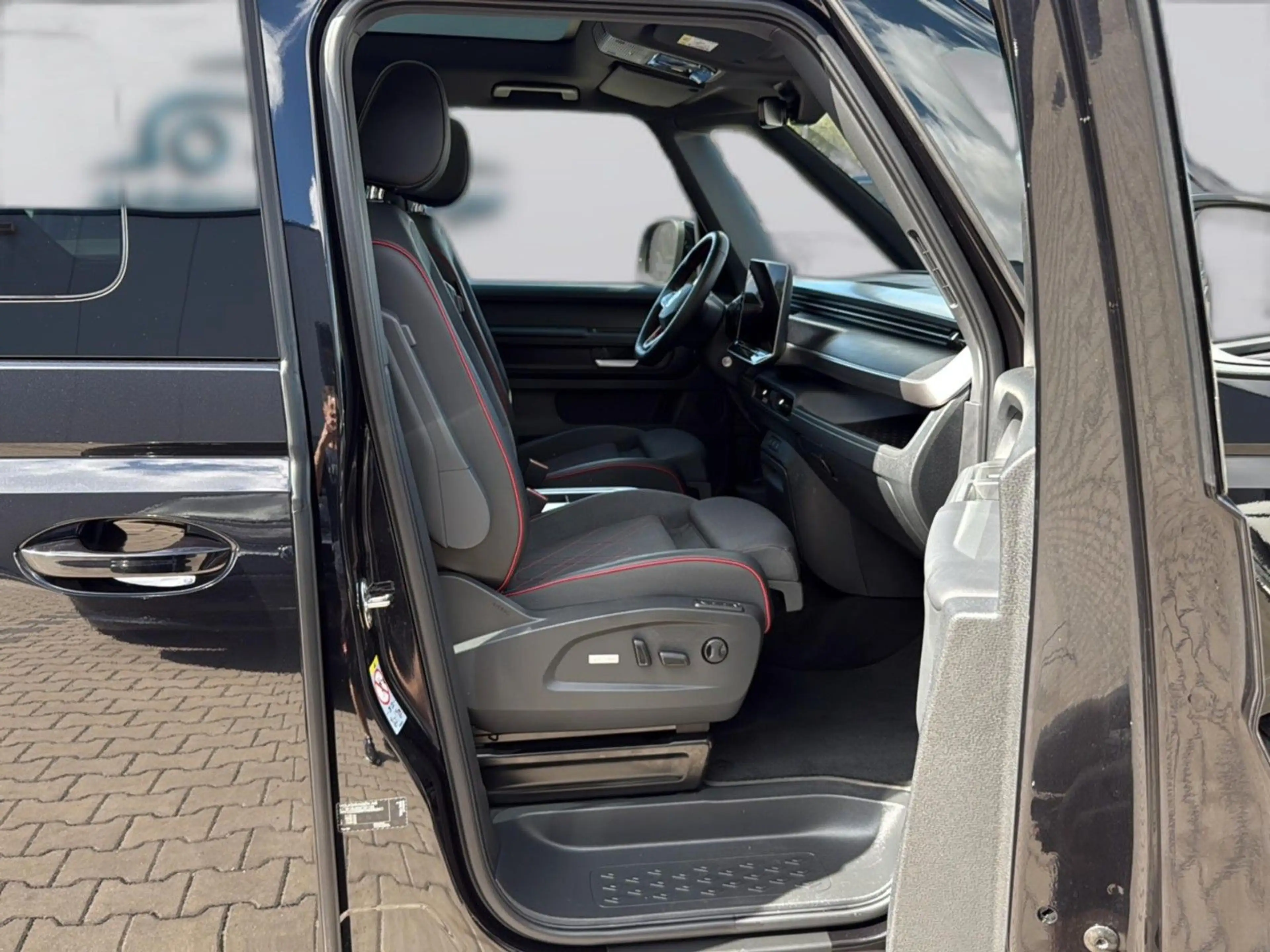 Volkswagen ID. Buzz GTX 4M PANO ACC H/K AHK HUD KZU 360° — photo 10