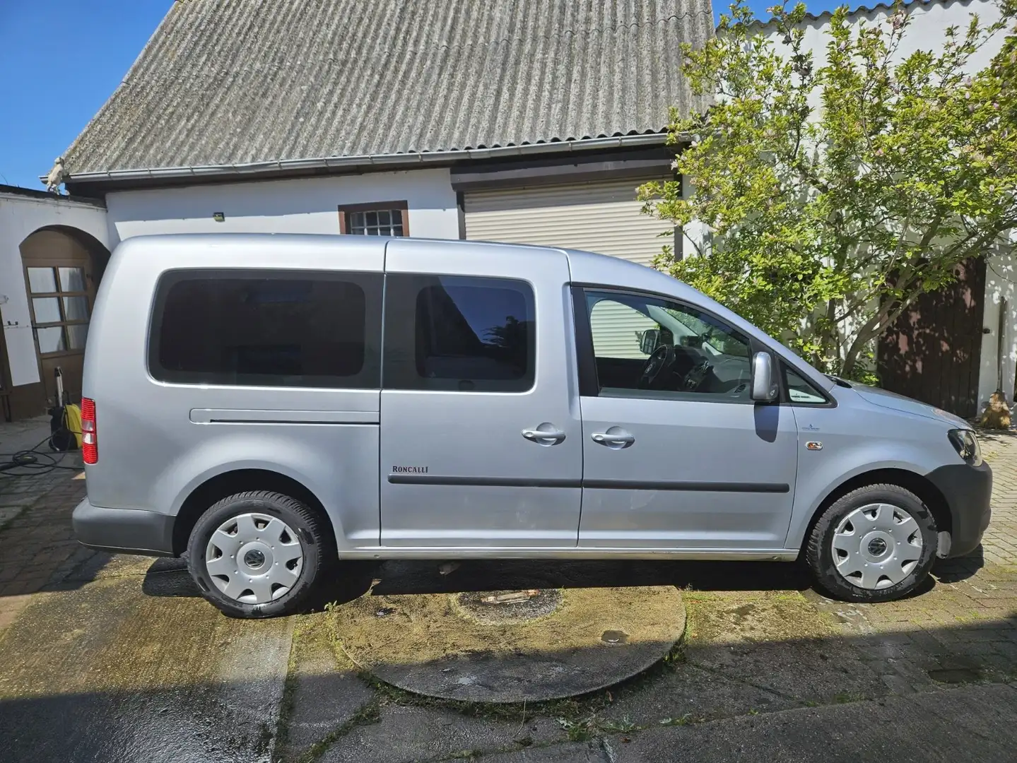 Volkswagen Caddy 1.2 (ROLLSTUHLRAMPE / 5 Sitzer) Roncalli Edition Silber - 2