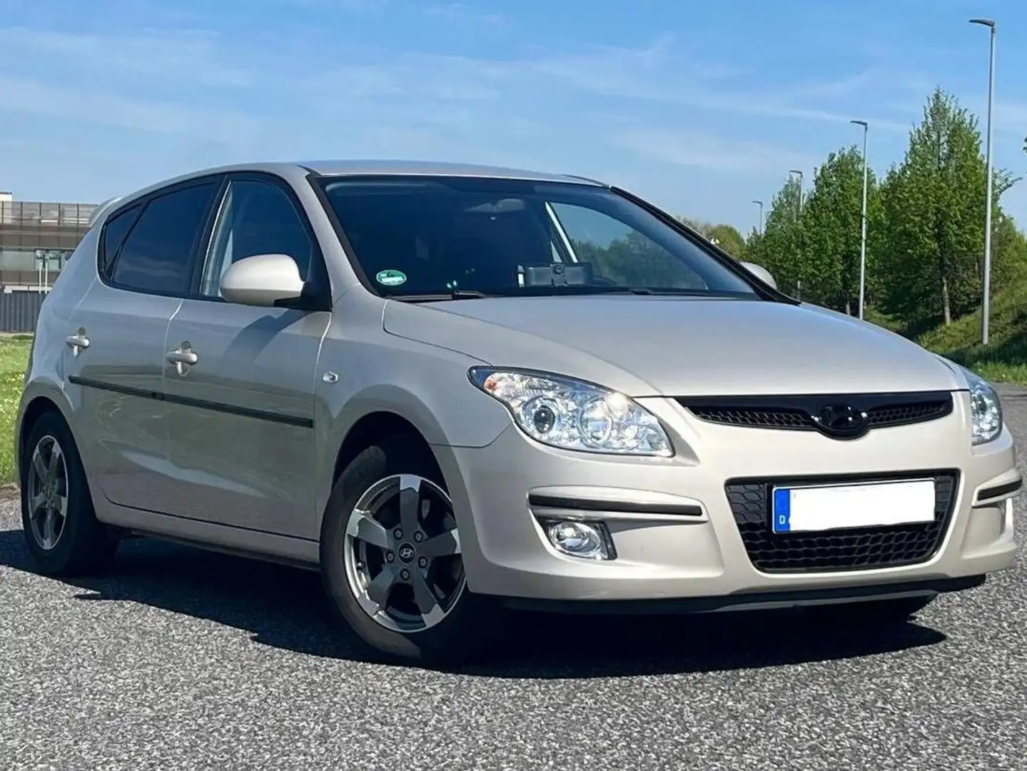Hyundai i30 i30+1.4+Comfort Grigio - 1