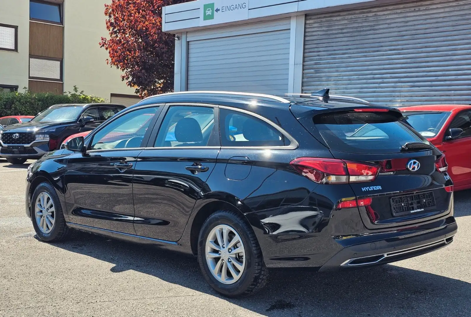Hyundai i30 cw 1,0 T-GDI Comfort crna - 2