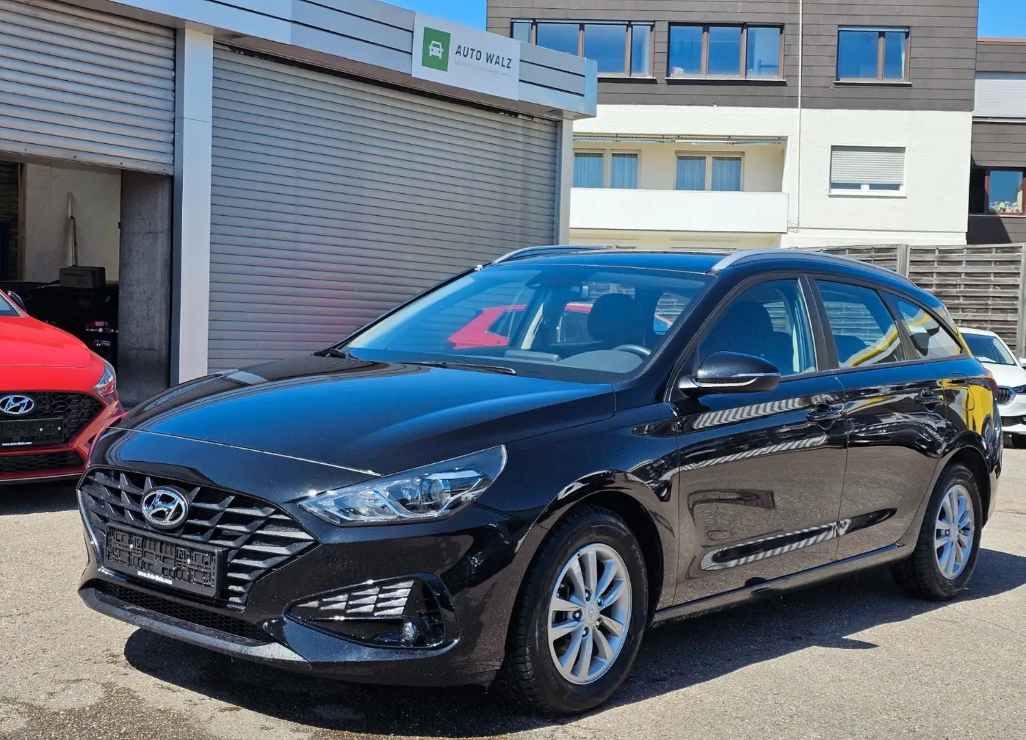 Hyundai i30 cw 1,0 T-GDI Comfort crna - 1