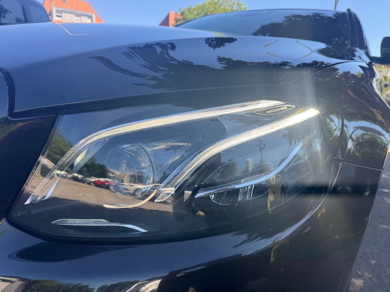 Mercedes-Benz E 400 E T-Modell 4Matic*MltibmLED*360KAM*PANO* — photo 10