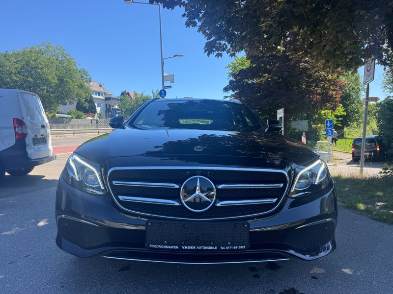 Mercedes-Benz E 400 E T-Modell 4Matic*MltibmLED*360KAM*PANO* — photo 8